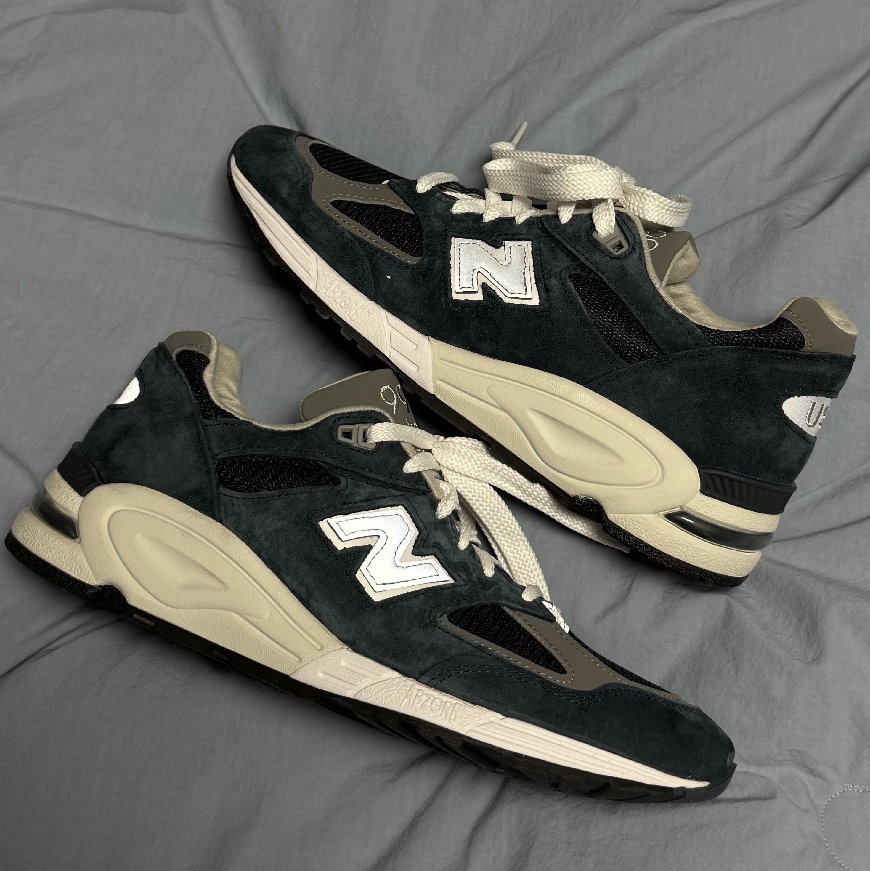 New Balance 990v2 Made in USA Navy 착용 스타일
