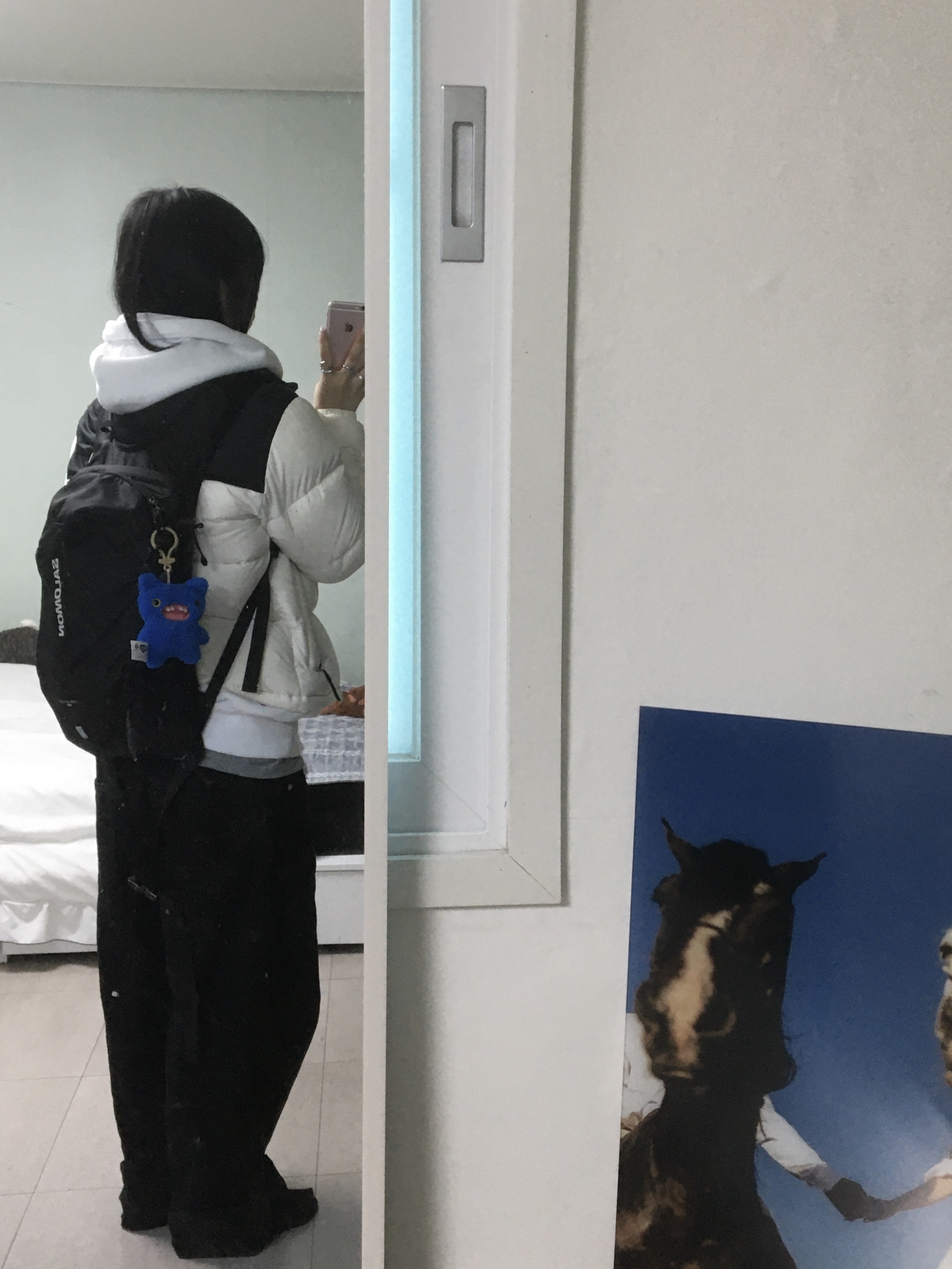Salomon Trailblazer 10 Black, (W) The North Face 1996 Eco Nuptse Jacket White 착용 스타일 - 1