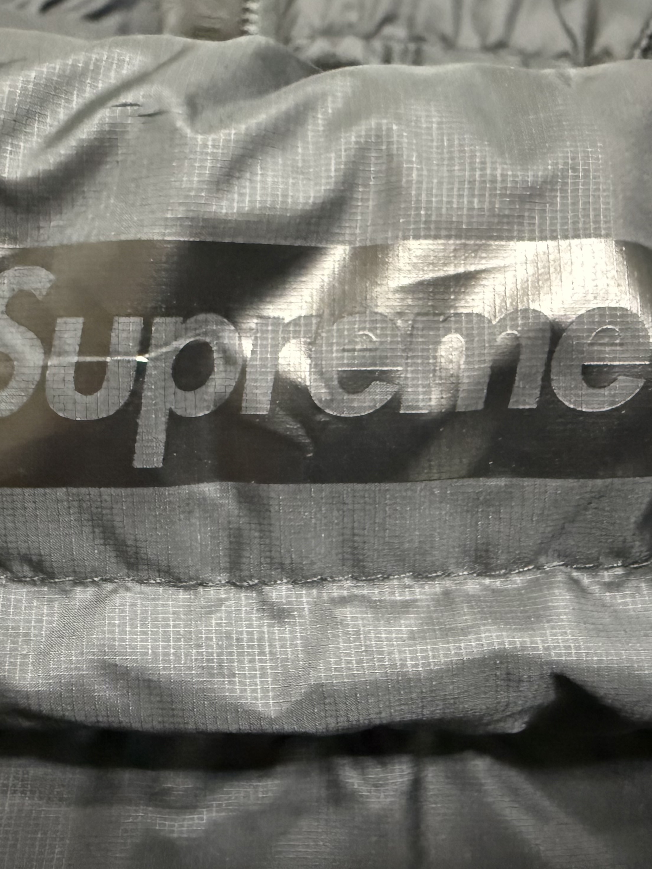 Supreme 700-Fill Down Lightweight Puffer Jacket Black - 24FW 착용 스타일 - 4
