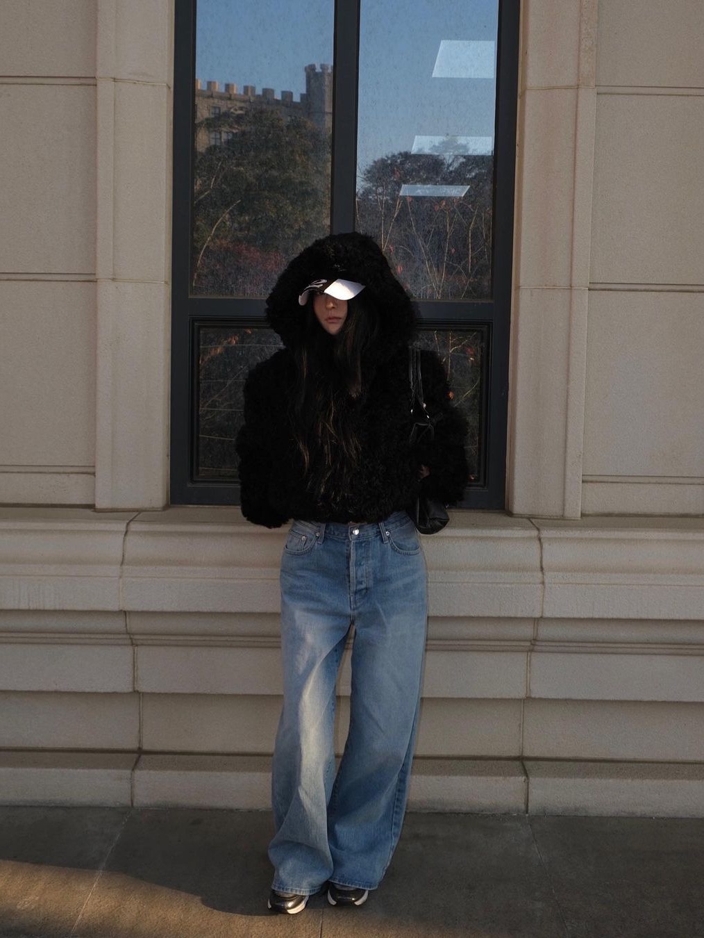 222 HAT 002 BLACK, 222 HAT 002 WHITE 착용 스타일