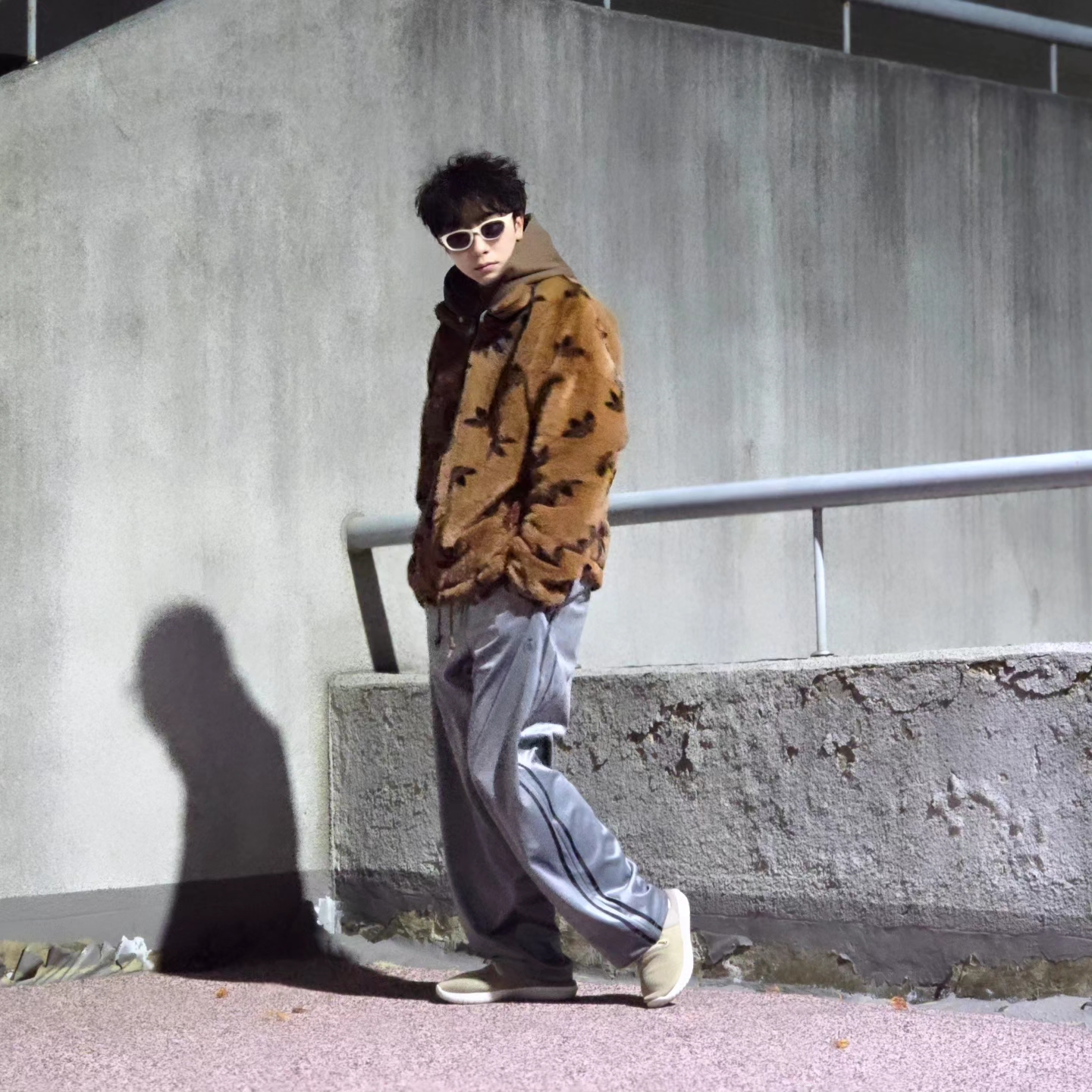 Nike Burrow Khaki Rattan 착용 스타일 - 5