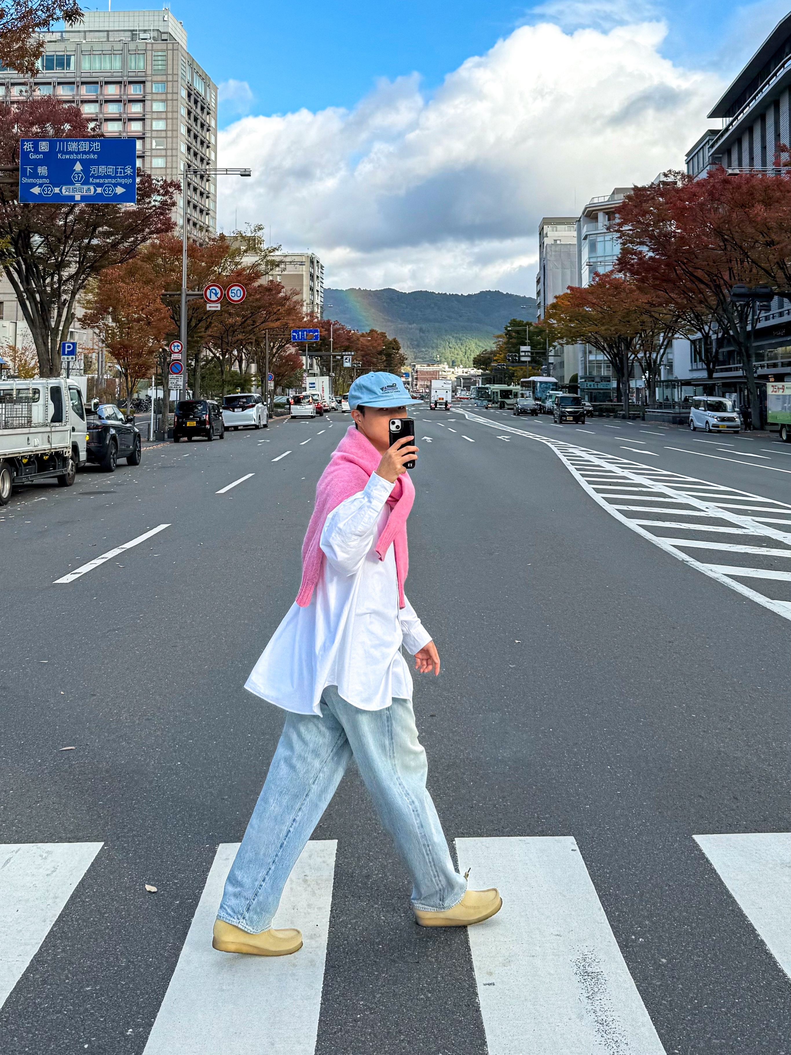 Comoli 5P Denim Pants Bleach - 23SS 착용 스타일 - 1