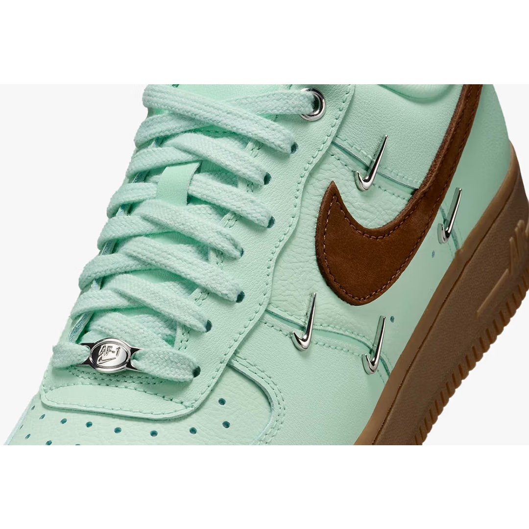 (W) Nike Air Force 1 Shadow White Atmosphere Mint, Nike Air Zoom Pegasus 39 Mint Black 착용 스타일 - 2