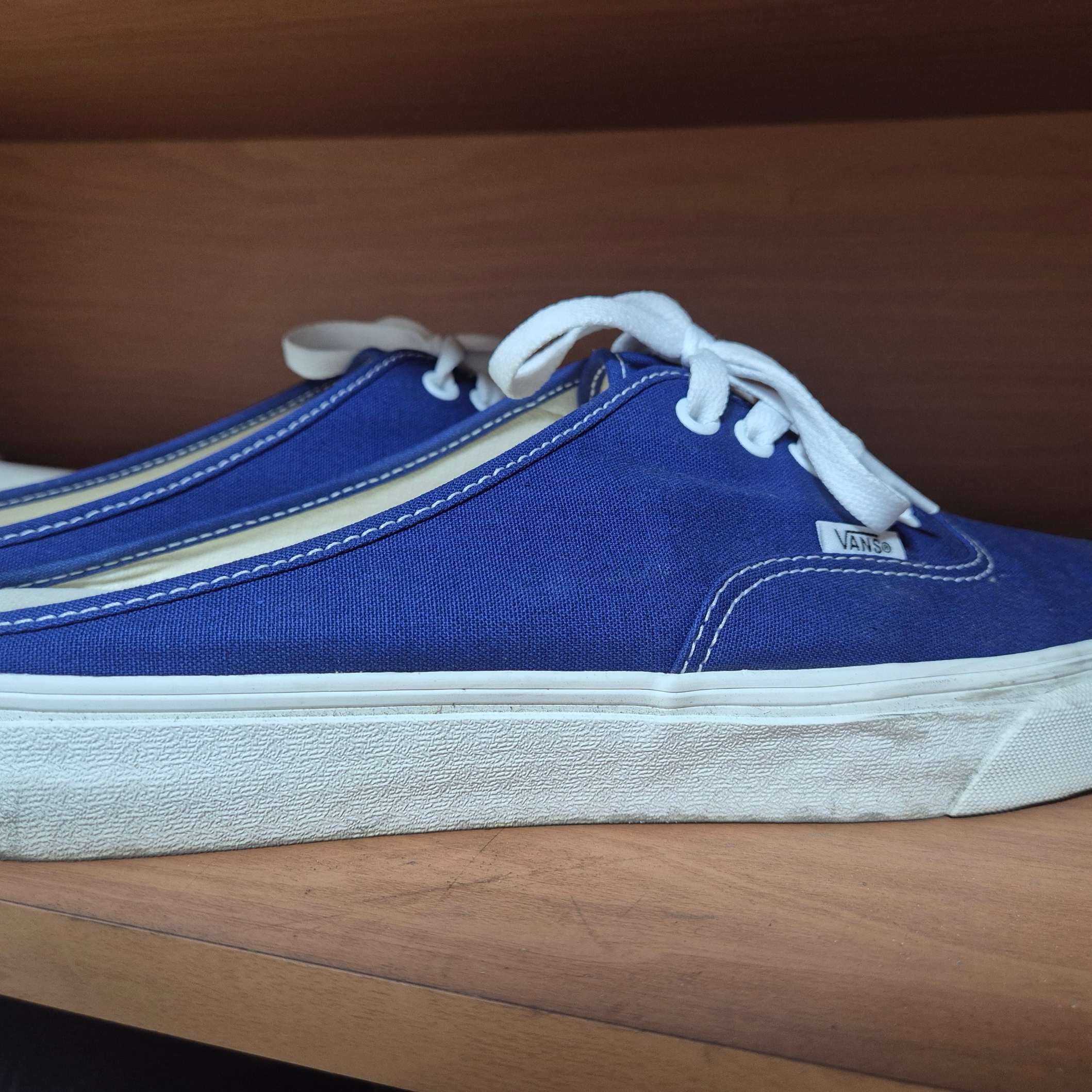 Vans Canvas Authentic Mule Blue 착용 스타일