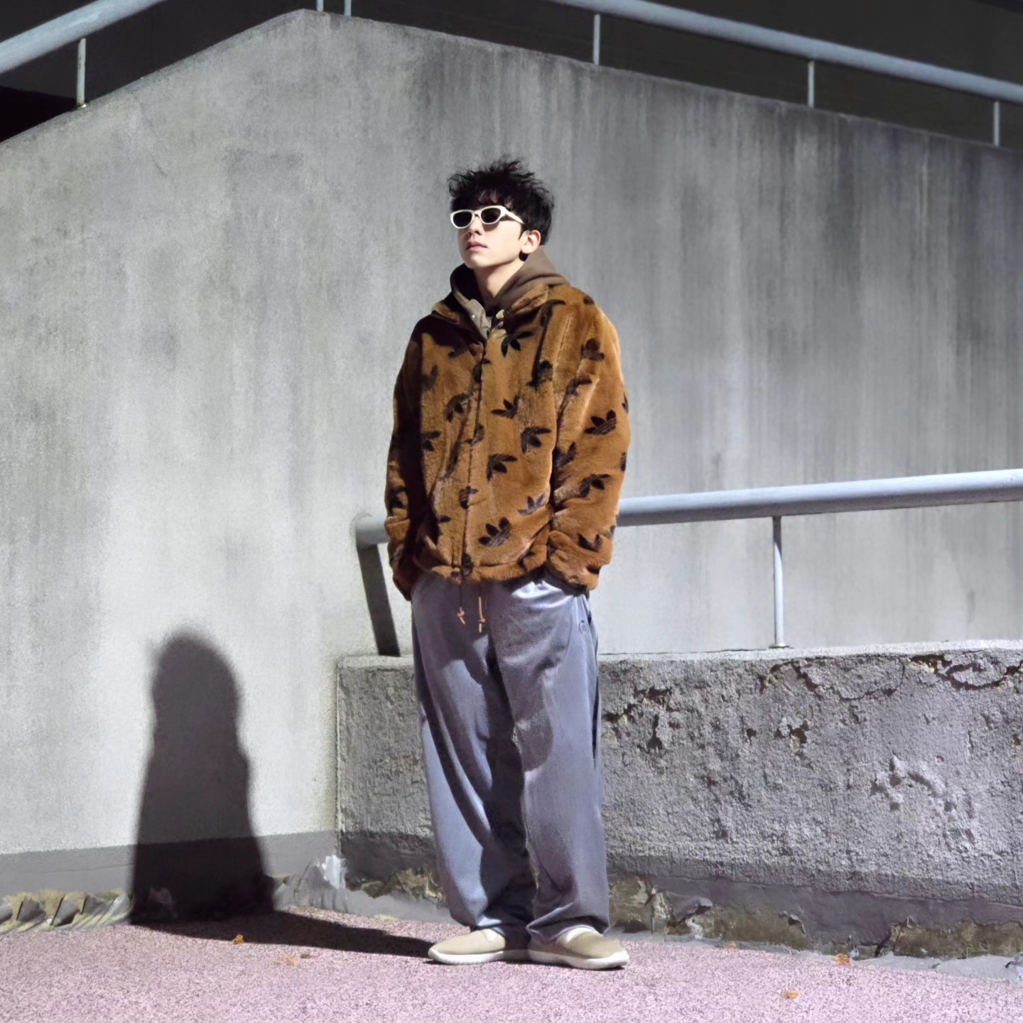 Nike Burrow Khaki Rattan 착용 스타일 - 4