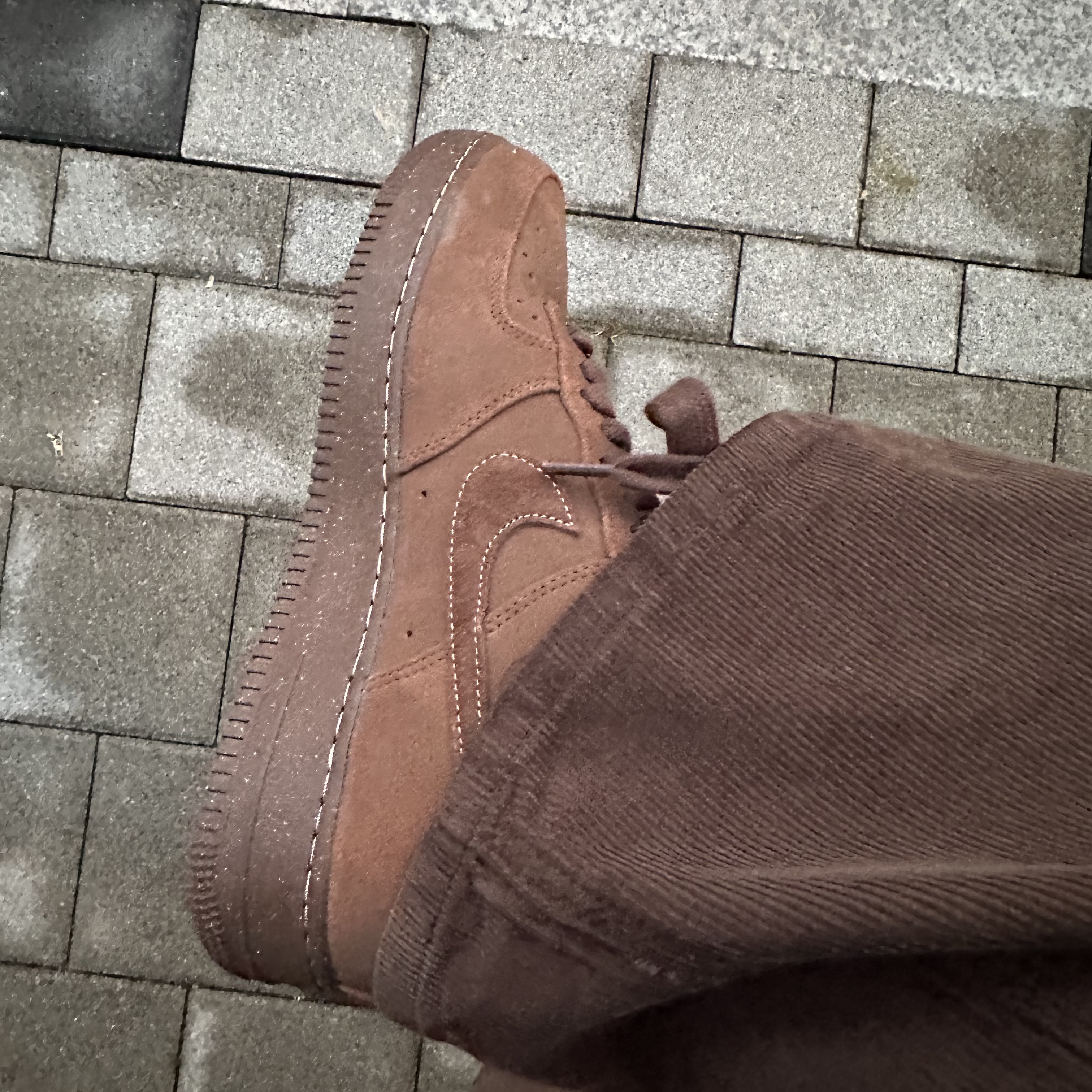 (W) Nike Air Force 1 '07 Cacao Wow 착용 스타일 - 2