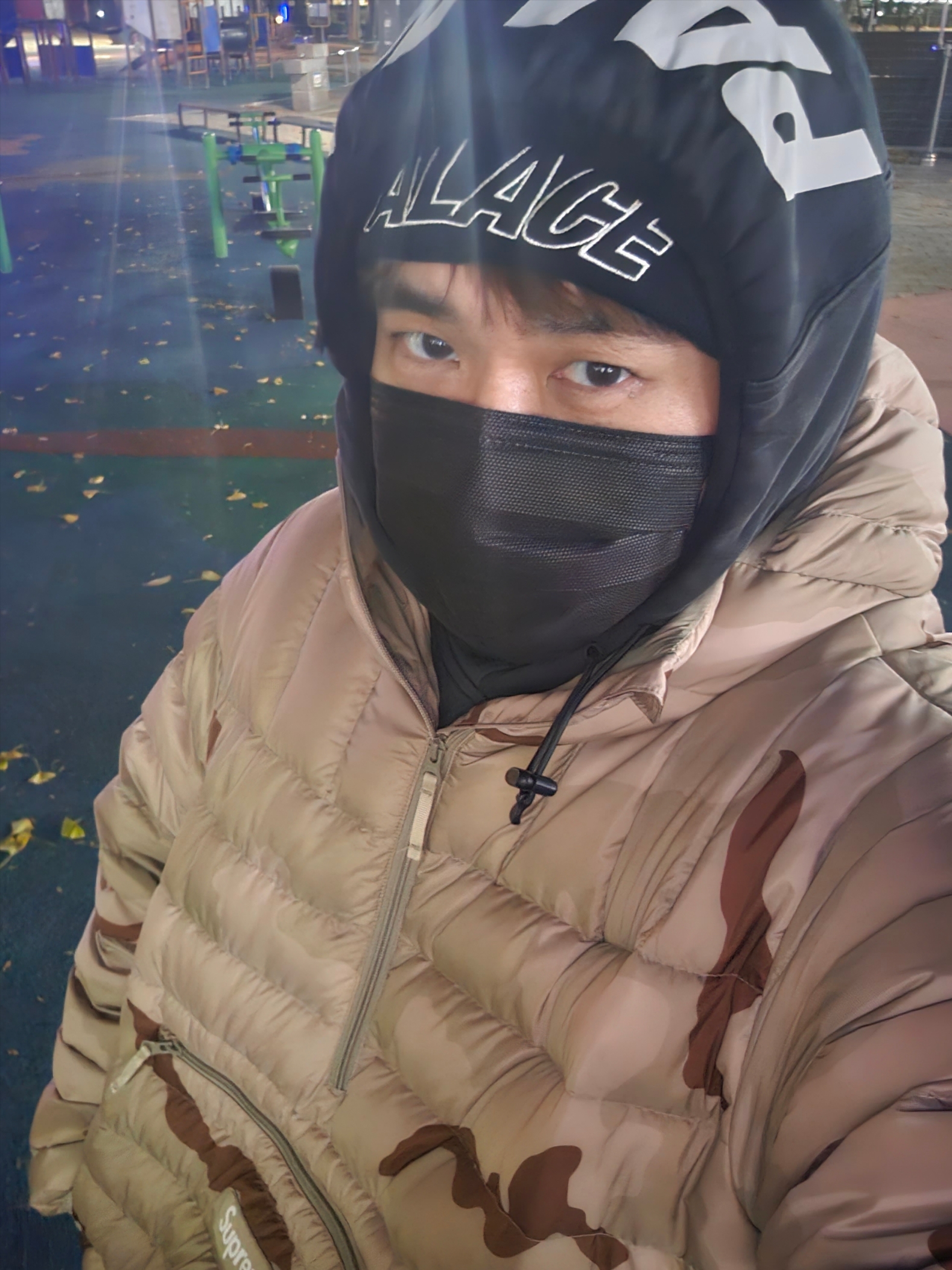 Palace Giant Woven Label Hood Black - 22SS, Palace Zip Pocket Beanie Black - 22SS 착용 스타일 - 7