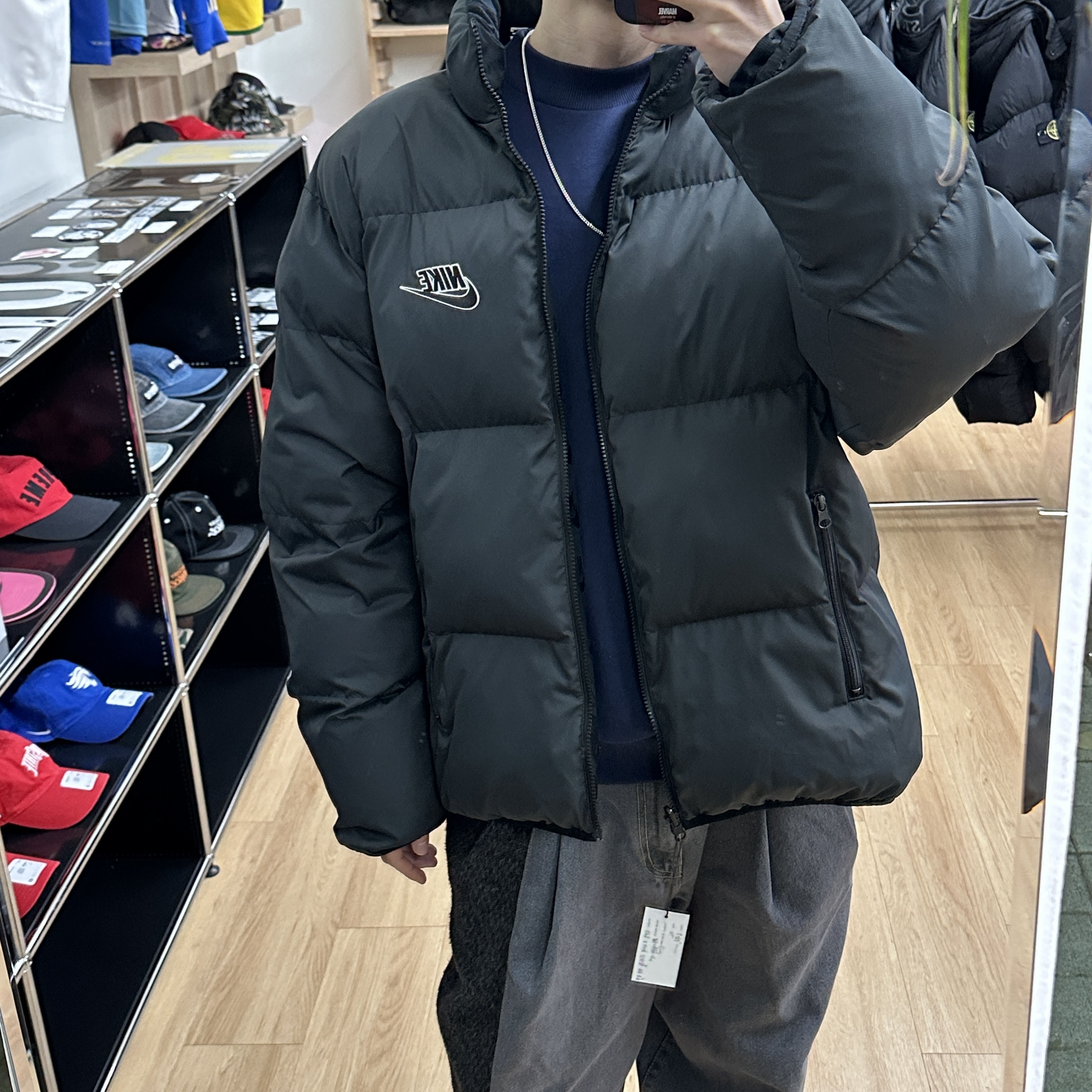 Supreme x Nike Reversible Puffy Jacket Black - 21SS 착용 스타일 - 2
