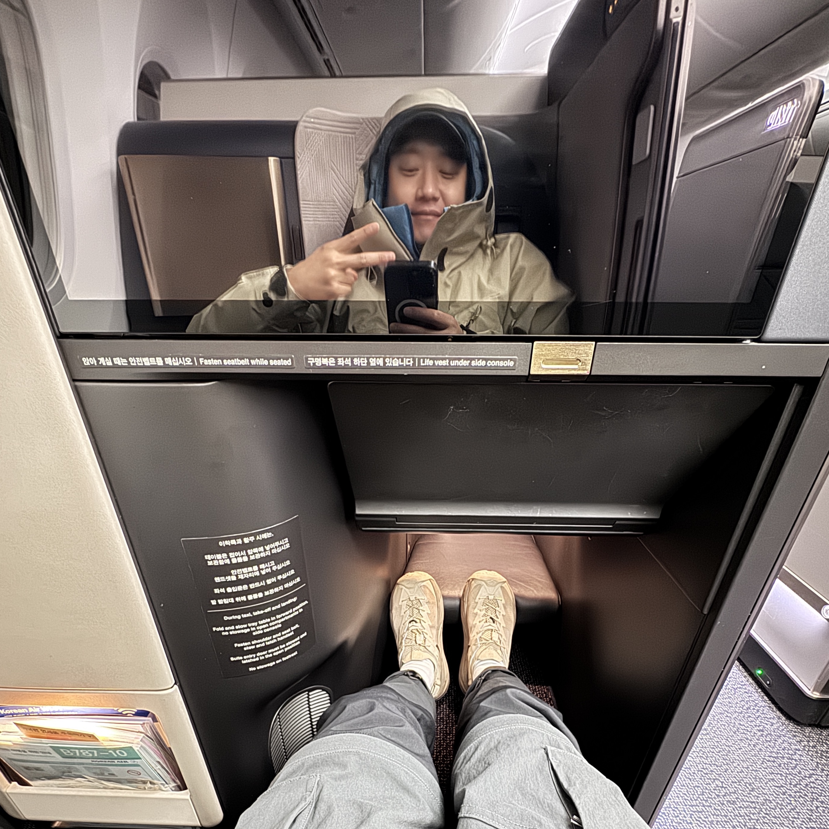 Nike x Off-White NRG Gore-Tex Jacket Khaki - US/EU, Nike ACG Smith Summit Cargo Pants Dark Smoke Grey - US/EU 착용 스타일 - 2