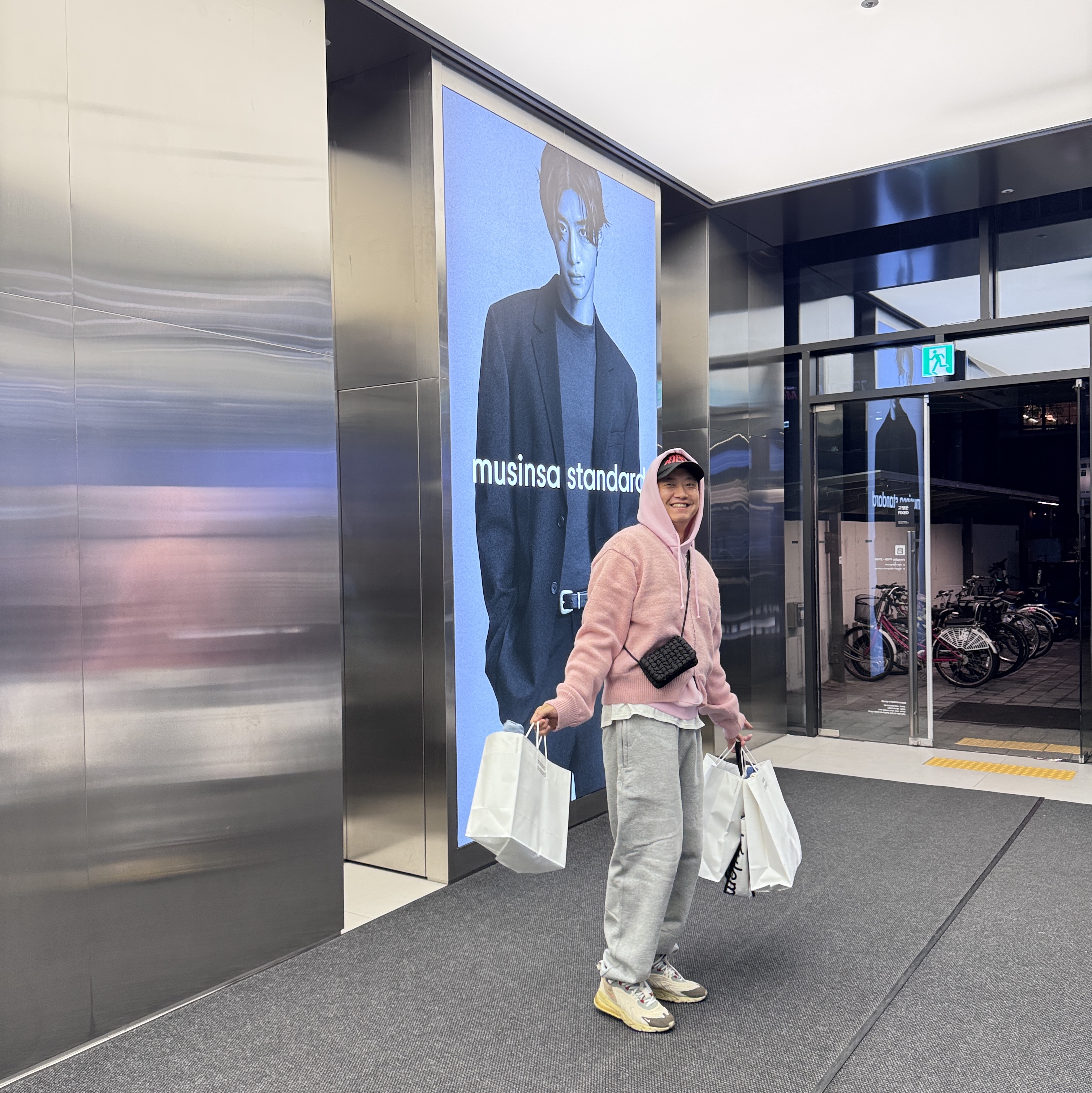Nike x Off-White NRG Gore-Tex Jacket Khaki - US/EU, Nike ACG Smith Summit Cargo Pants Dark Smoke Grey - US/EU 착용 스타일 - 5
