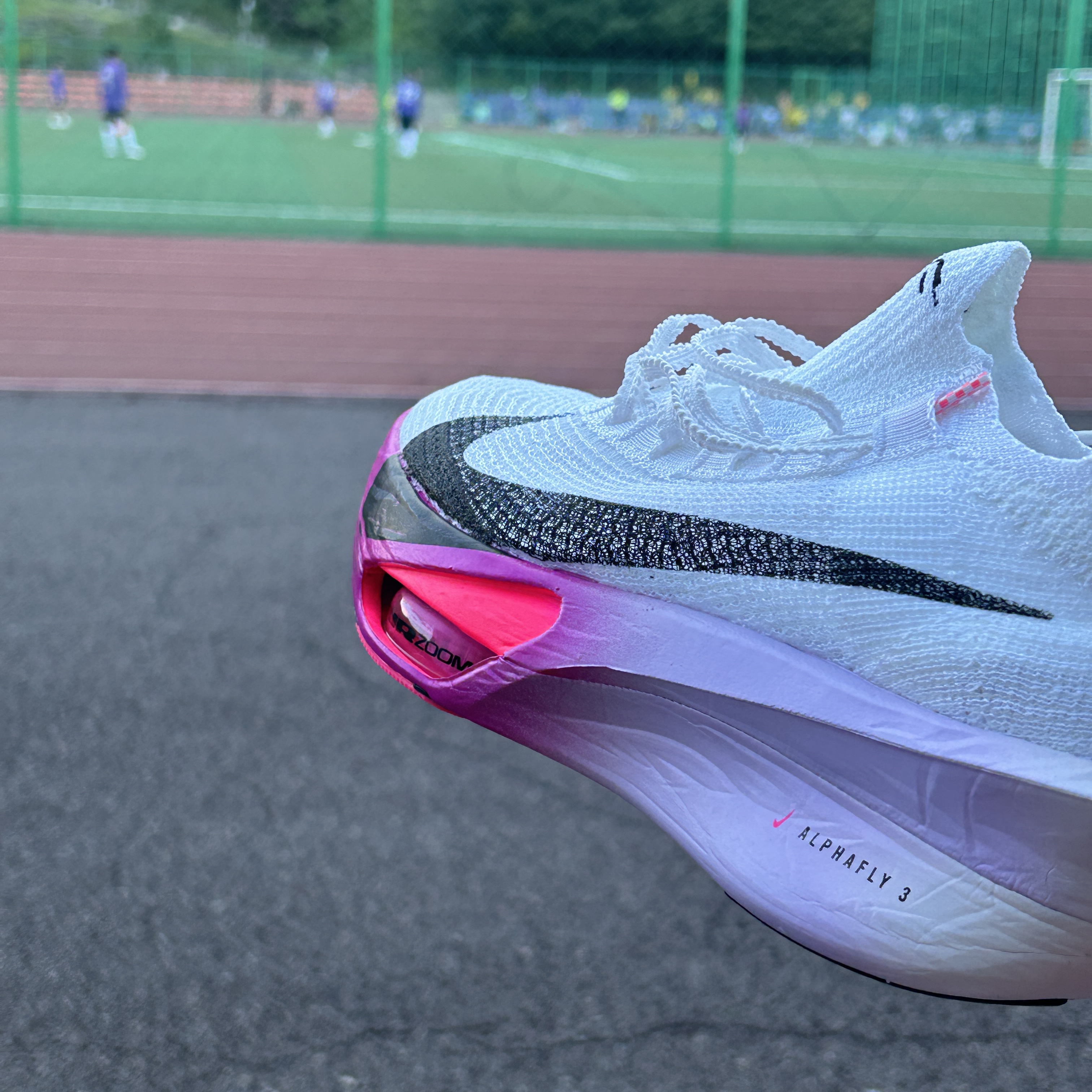Nike Air Zoom Alphafly Next% 3 Hyper Pink 착용 스타일 - 1
