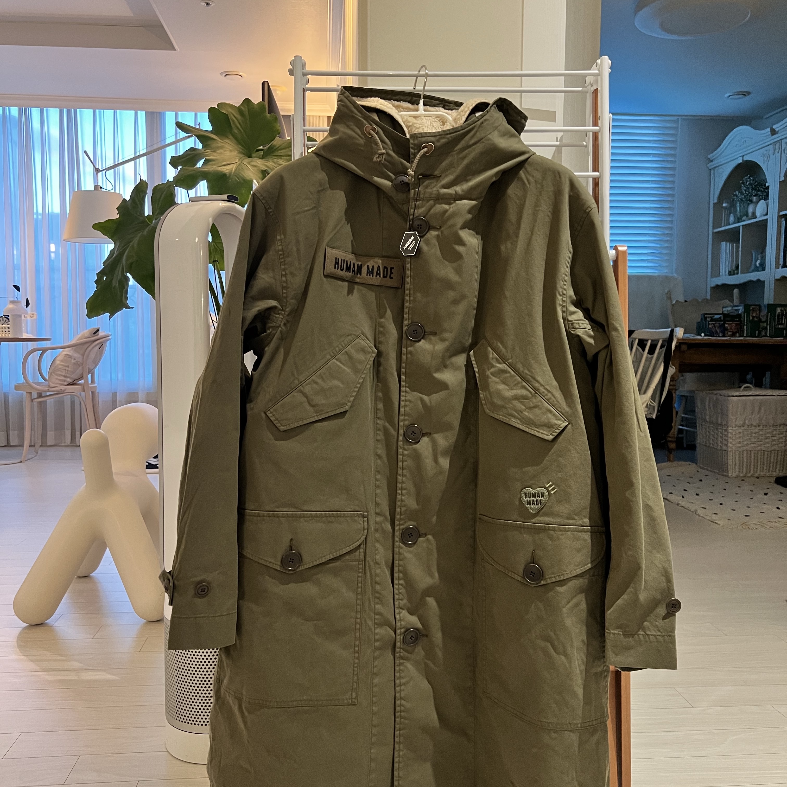 Human Made Military Coat Olive Drab 착용 스타일 - 2