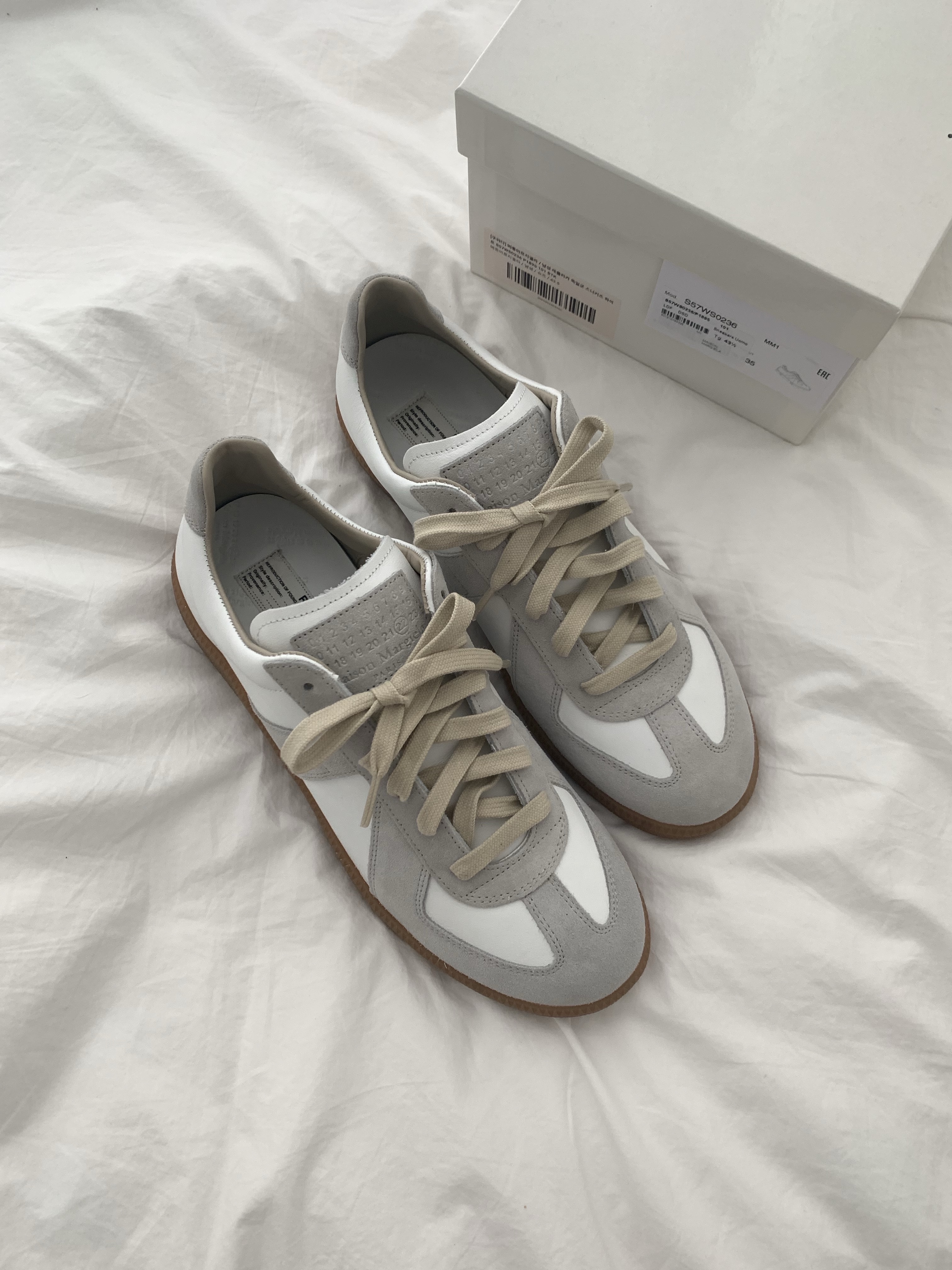 Maison Margiela Calfskin Replica Sneakers 착용 스타일 - 1