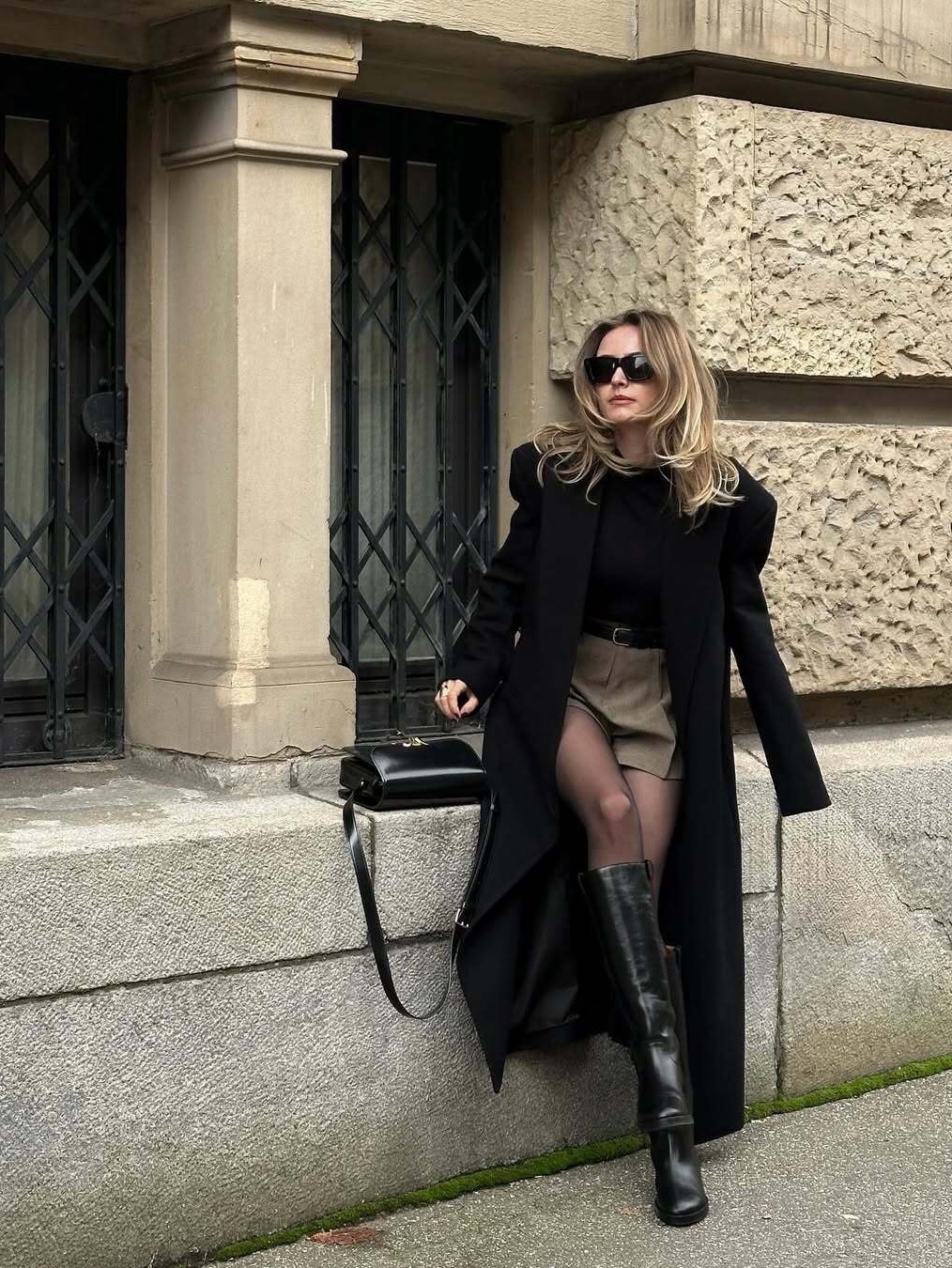 Athe Vanessabruno Leather Classic Long Boots Black, (W) Ganni Rain Long Boots Black 착용 스타일 - 2