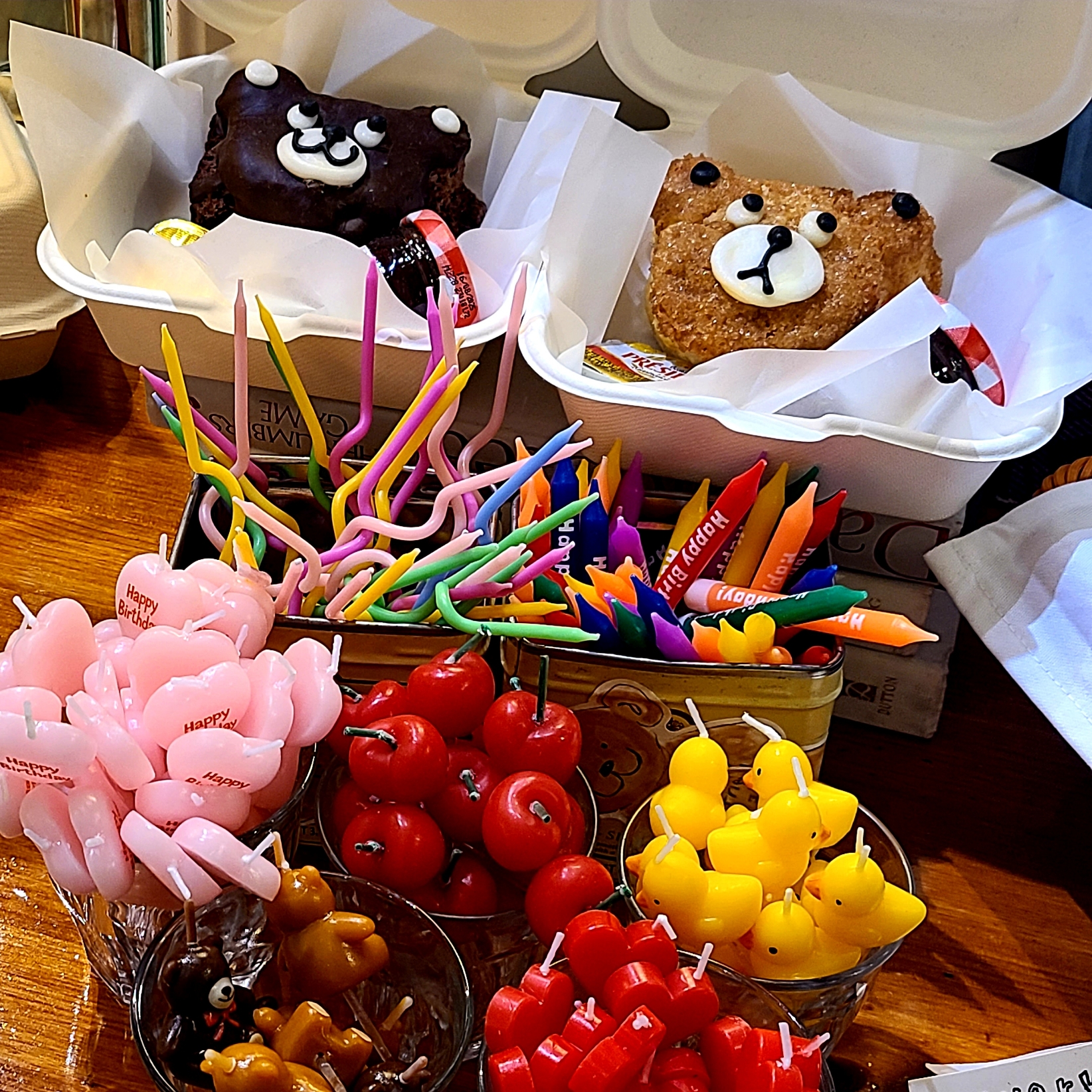 COS Quilted Micro Bag Leopard, Bearbrick x Helinox 15th Anniversary Black 100% 착용 스타일 - 4