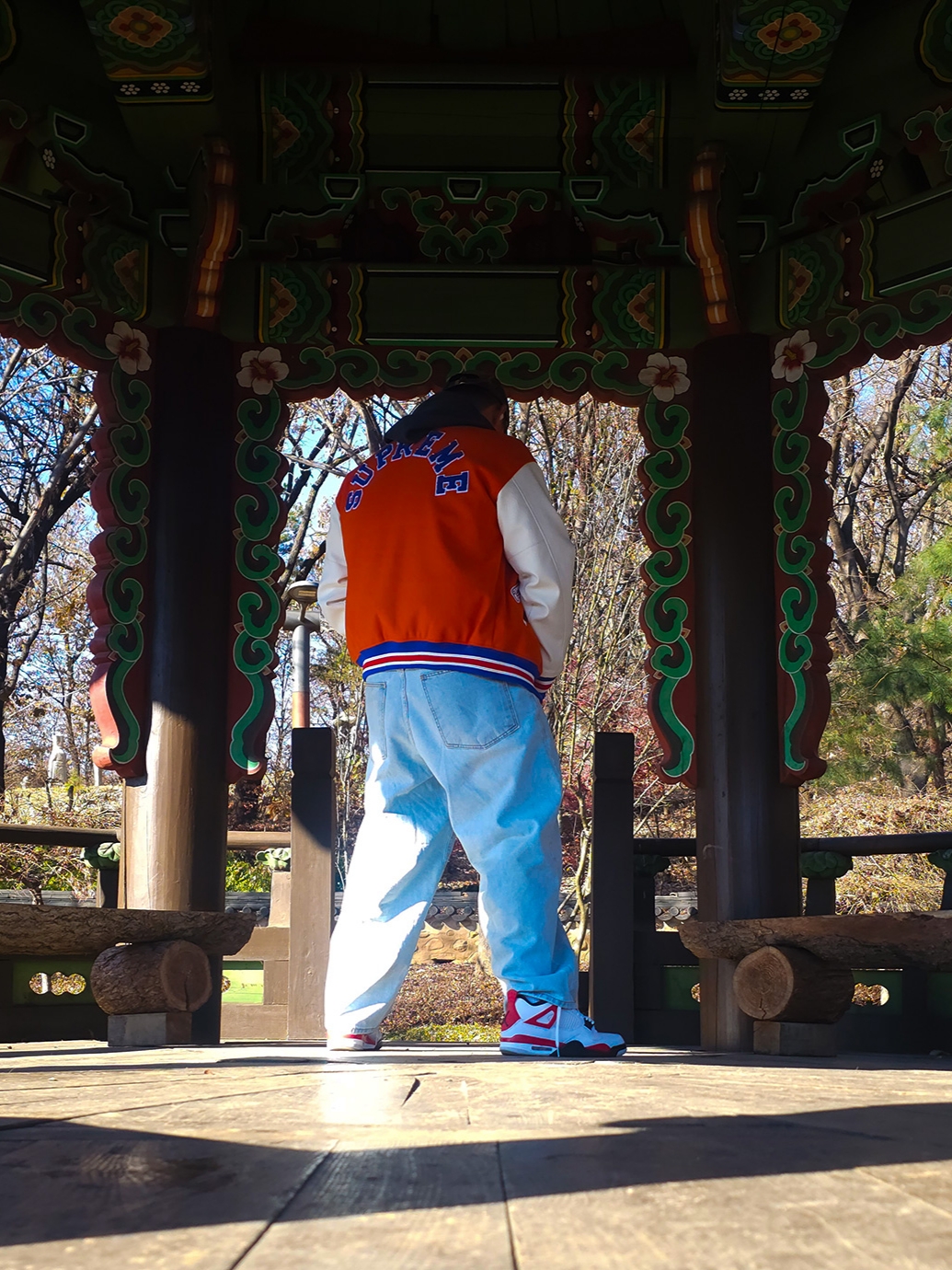 Jordan 4 Retro Red Cement, Supreme Tiger Varsity Jacket Orange - 23FW 착용 스타일 - 6