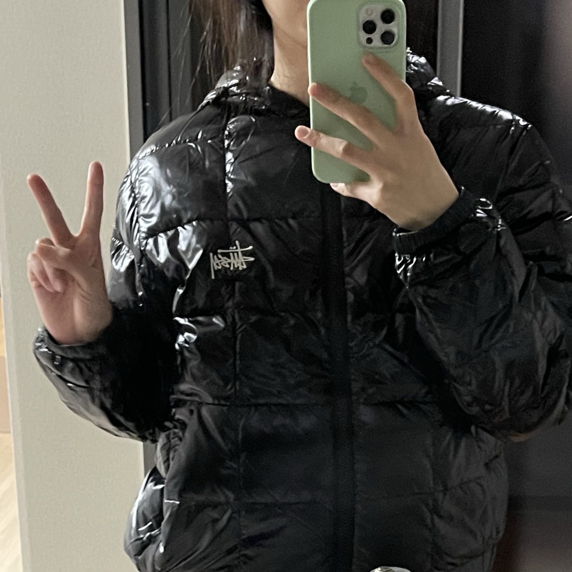 Stussy Midweight Hooded Puffer Black 착용 스타일