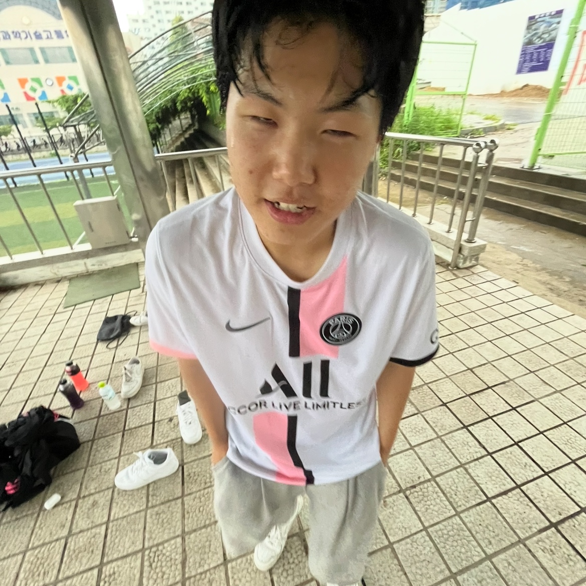 Nike Paris Saint-Germain 2021/22 Dri-FIT Stadium Away Jersey White (Non Marking Ver.) 착용 스타일