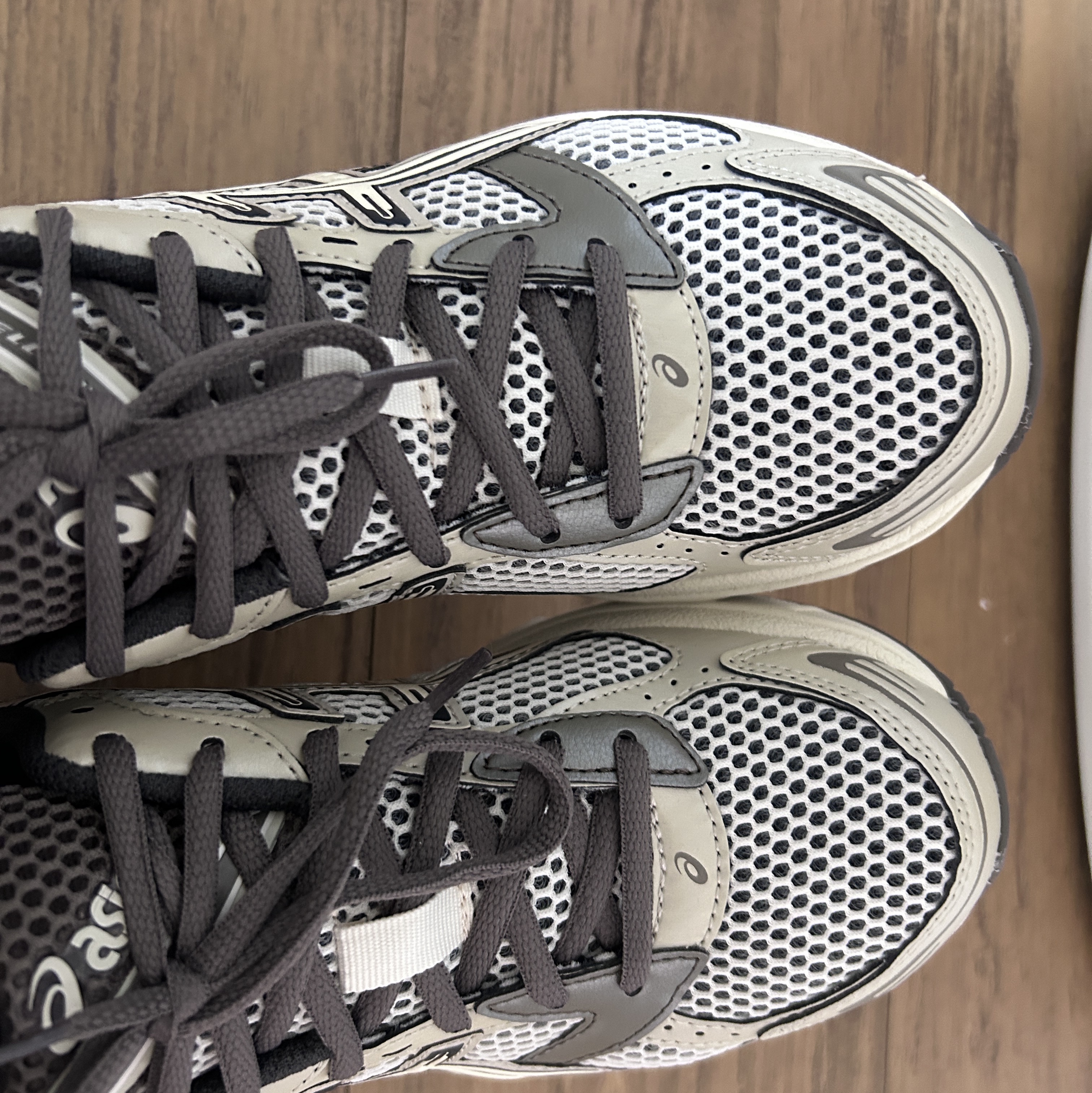 Asics Gel-1130 Birch Dark Taupe - Korea Exclusive 착용 스타일