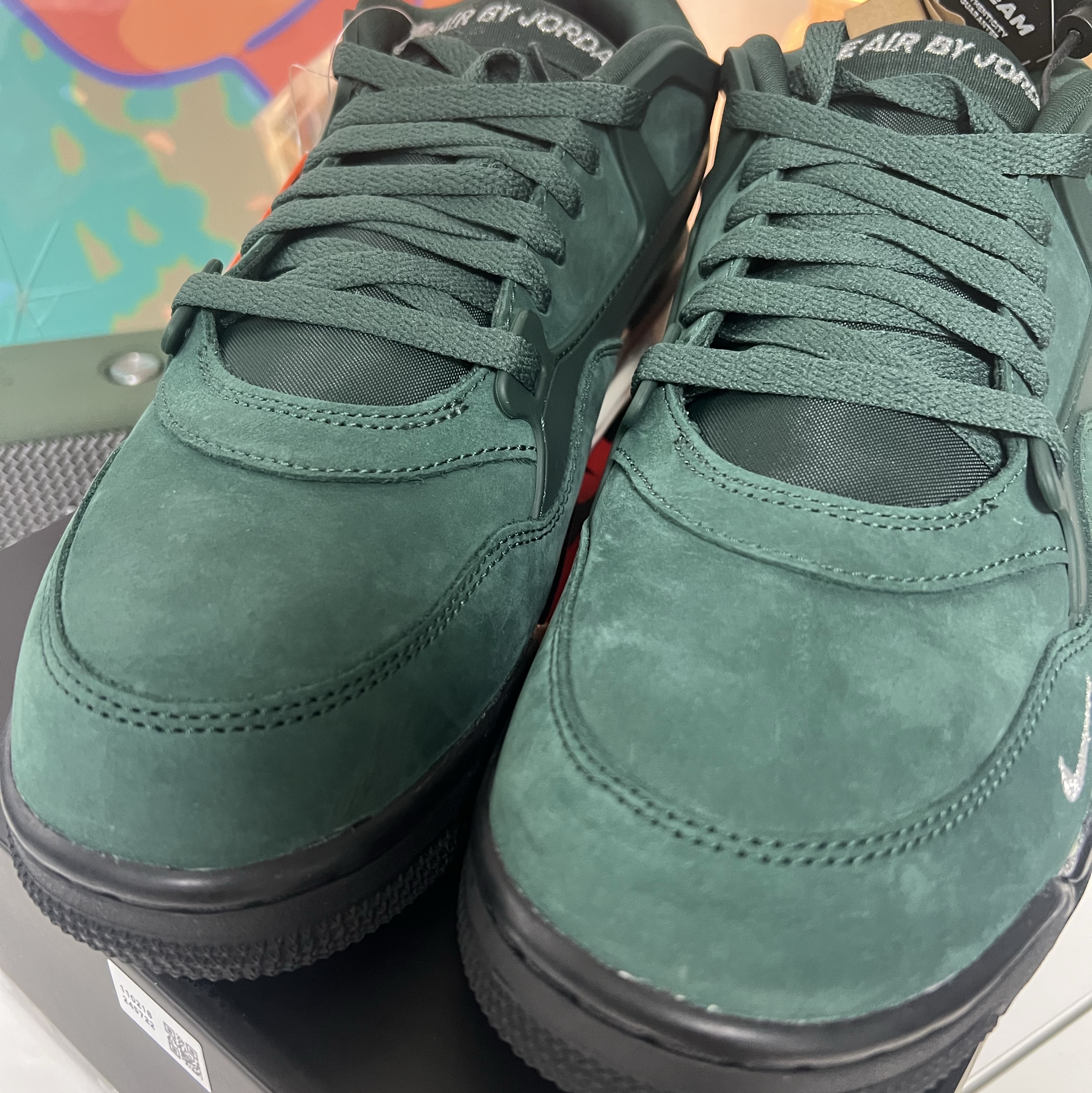 Jordan 4 x Nigel Sylvester RM SP Fence Green 착용 스타일 - 3