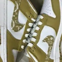 (W) Nike Dunk Low Essential Barley Paisley 착용 스타일