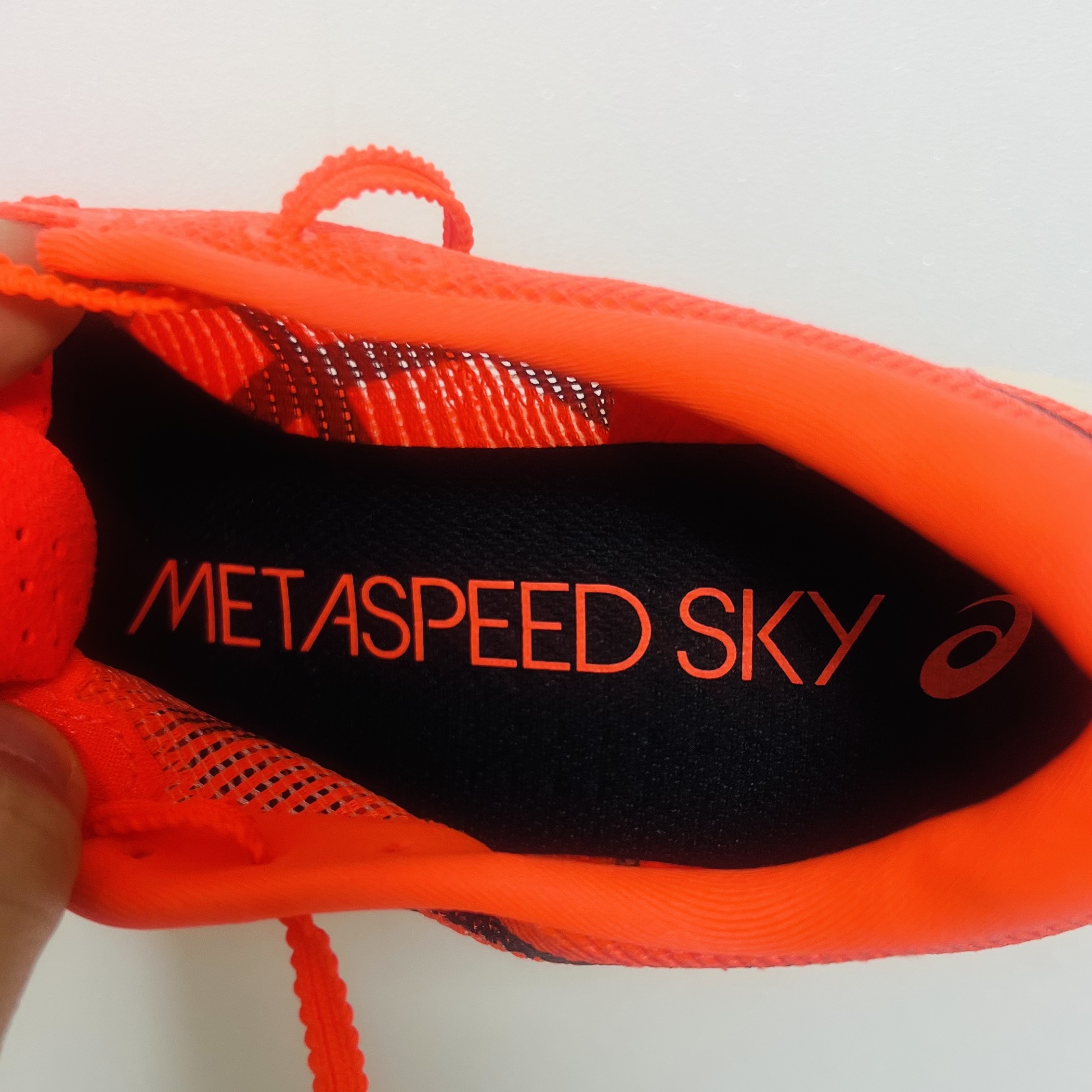Asics Metaspeed Sky Paris Sunrise Red Black 착용 스타일 - 1