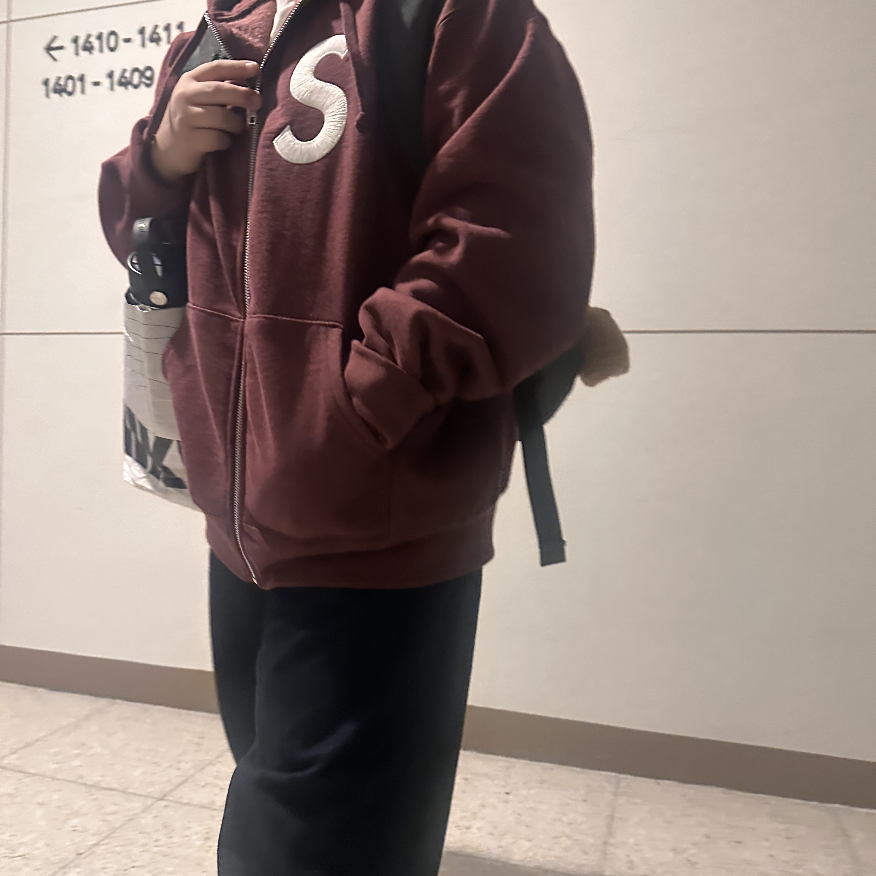 Supreme S Logo Zip Up Hooded Sweatshirt Maroon - 24FW 착용 스타일 - 2
