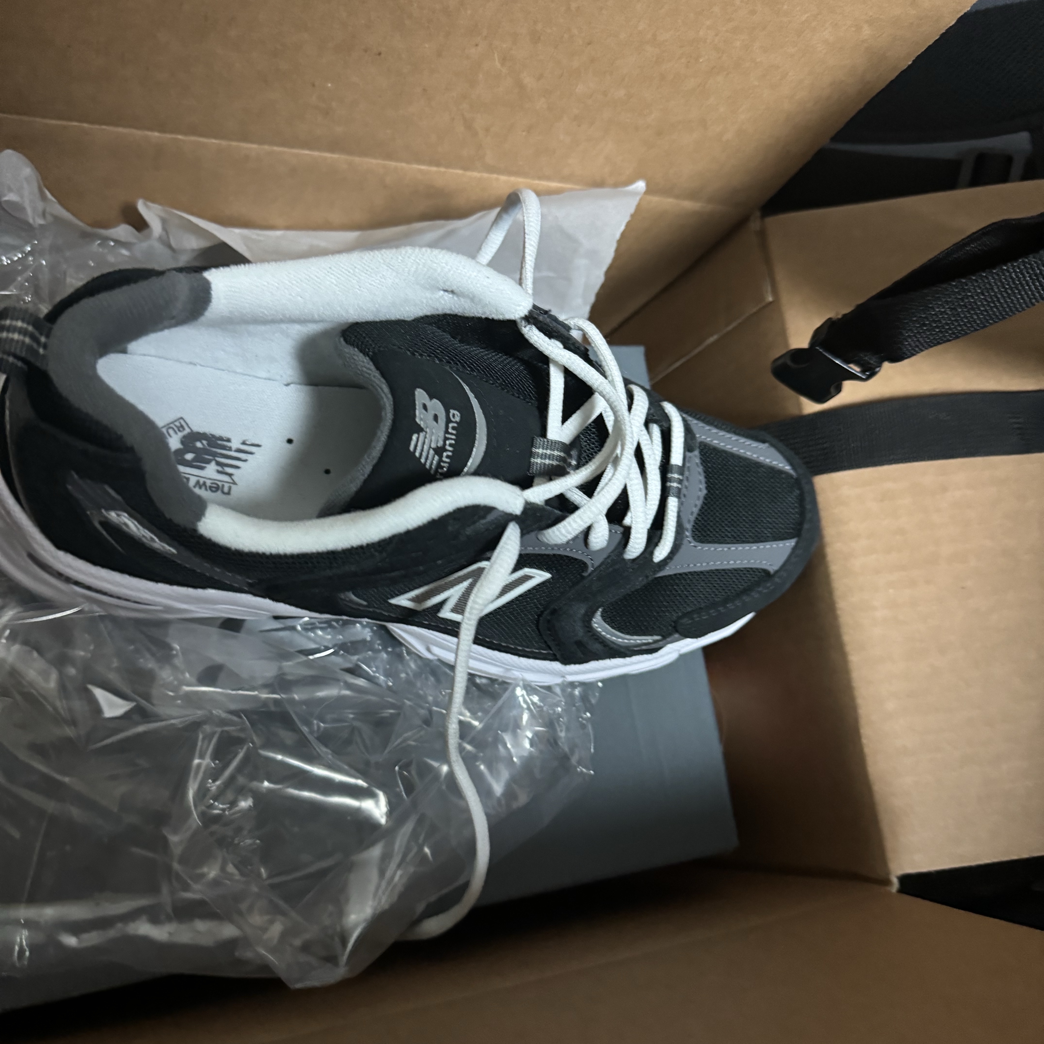 New Balance 530 Classic Black 착용 스타일