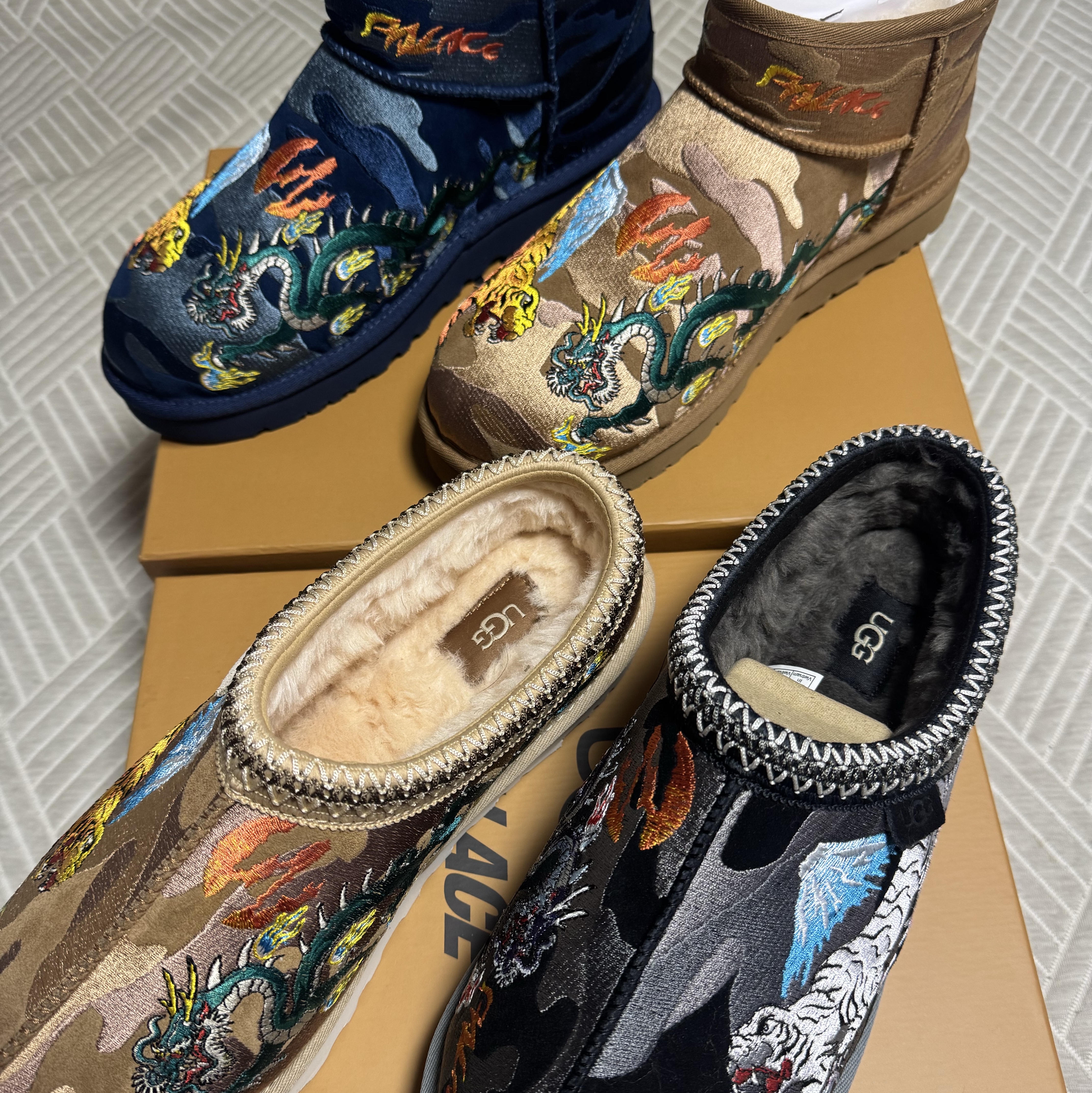 UGG x Palace Tasman Slipper Chestnut Camo, UGG x Palace Tasman Slipper Black Camo 착용 스타일