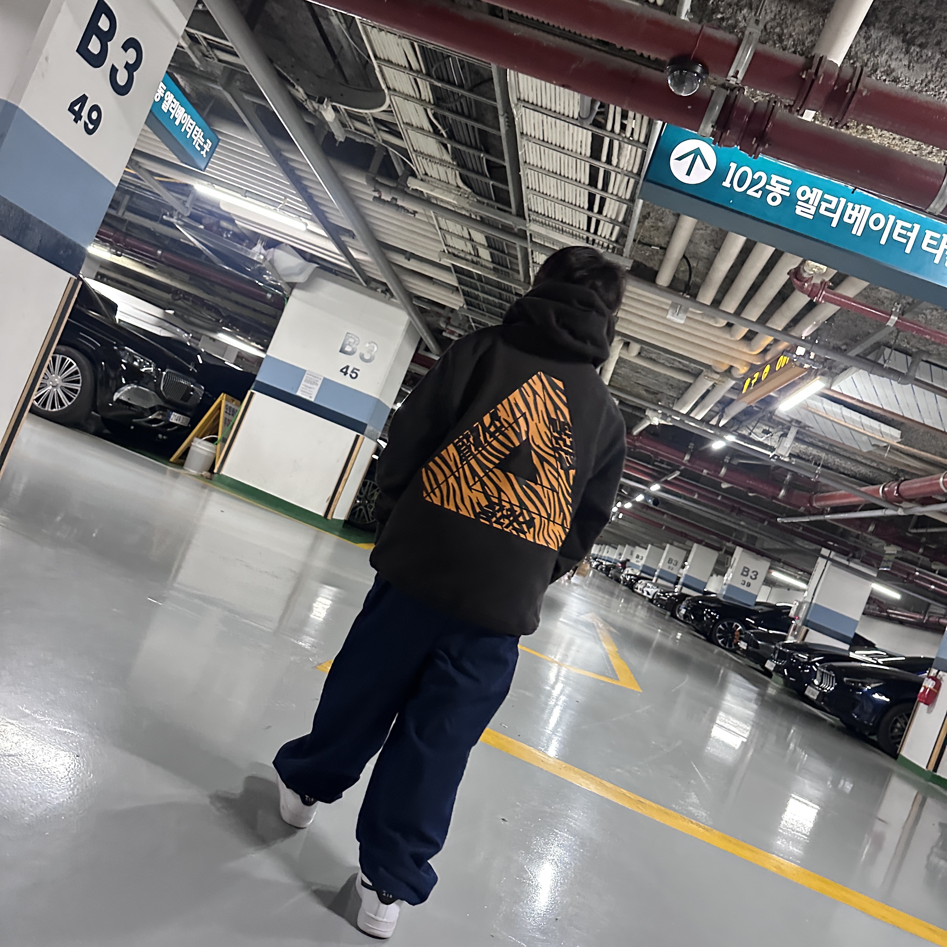 Palace Korea Hoodie Black - 24SS 착용 스타일 - 1