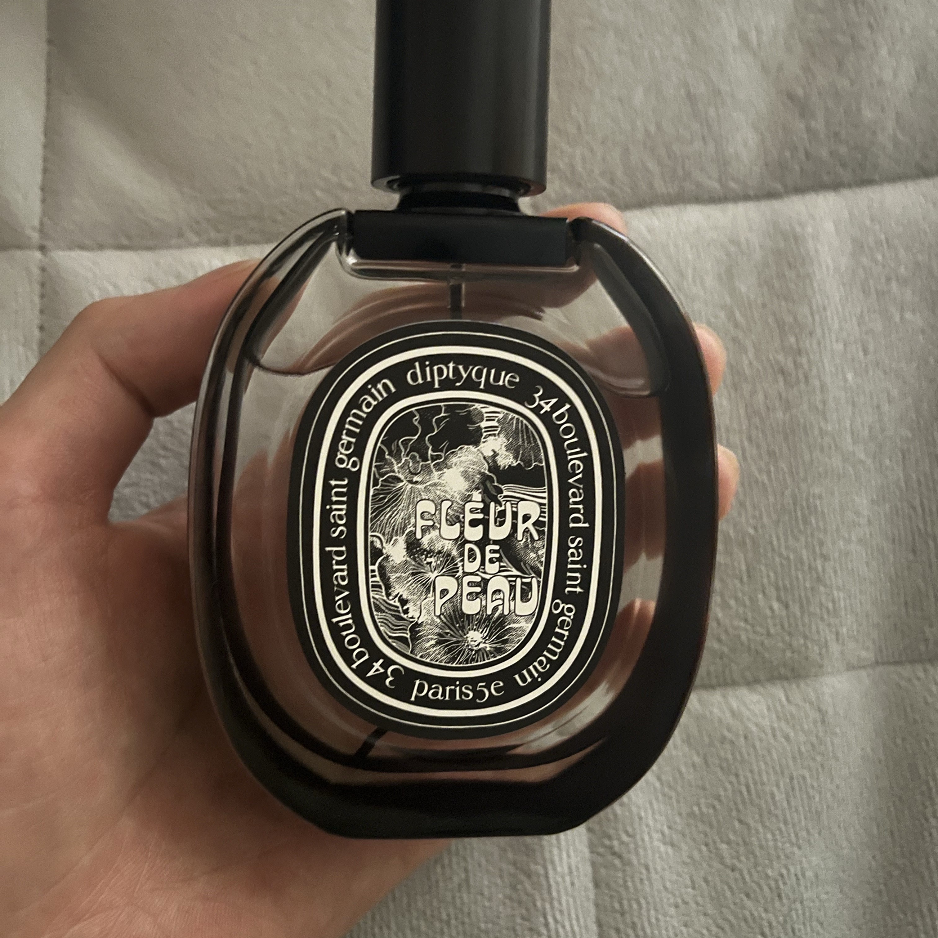 Diptyque Fleur De Peau Eau De Parfum 75ml 착용 스타일