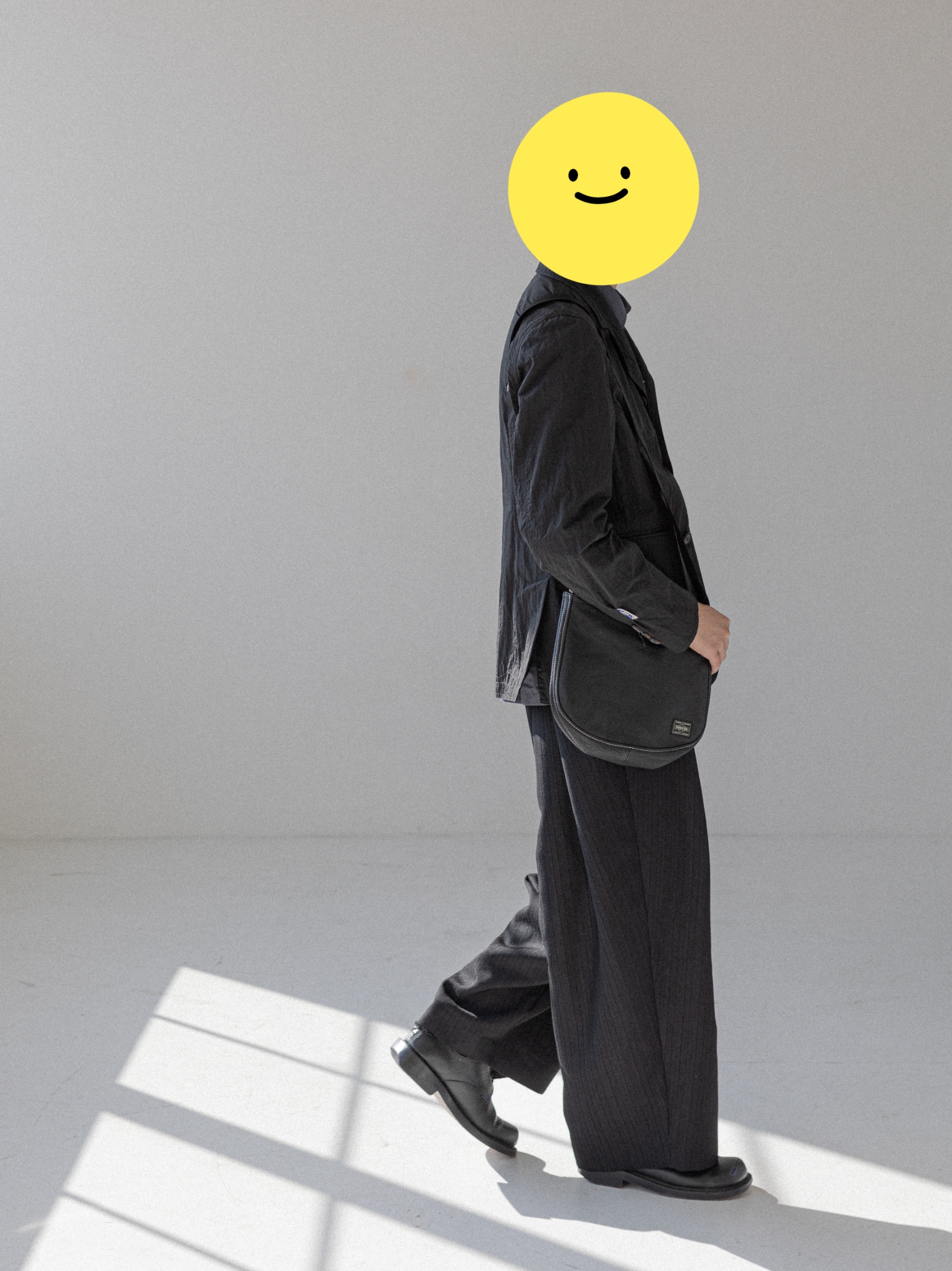 Ader Error Vassi Slacks Noir, Porter Cisco Shoulder Bag Black 착용 스타일 - 3
