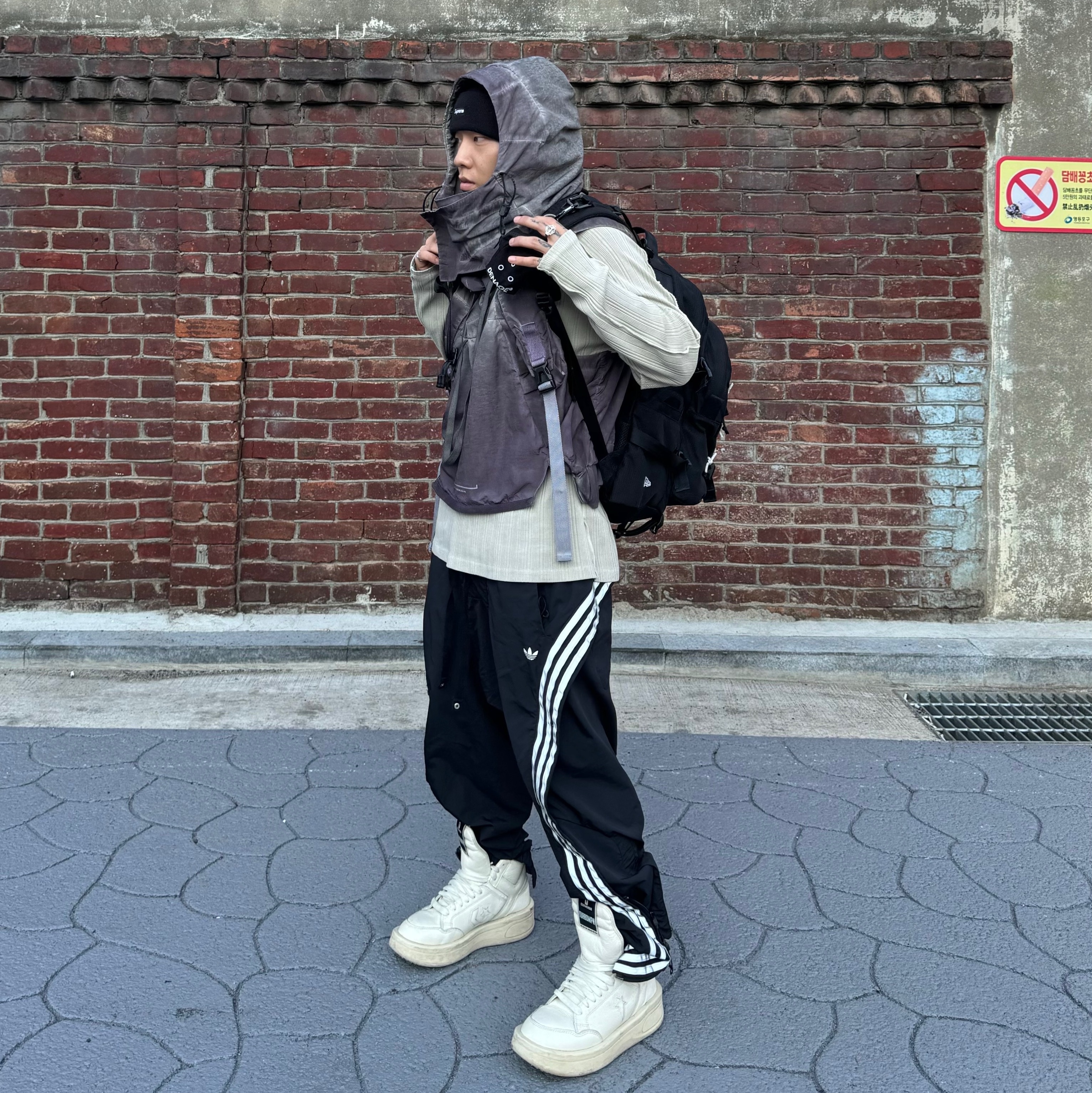 Converse x Drkshdw Turbowpn Egret 착용 스타일 - 2