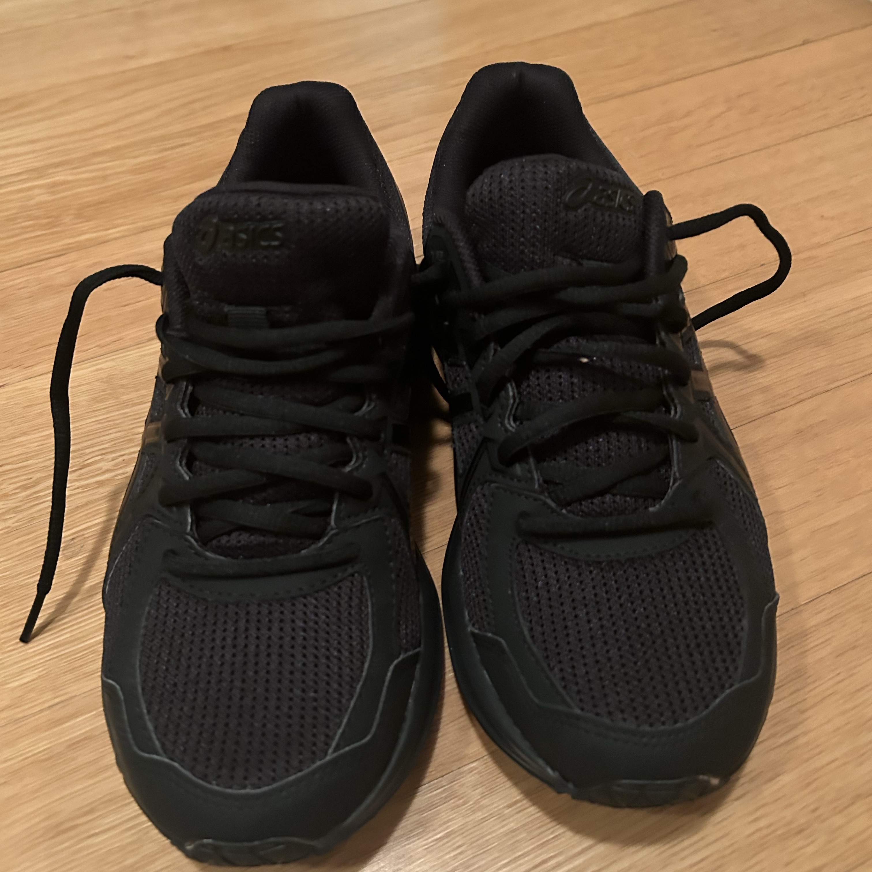 Asics Jog 100 2 Black 착용 스타일