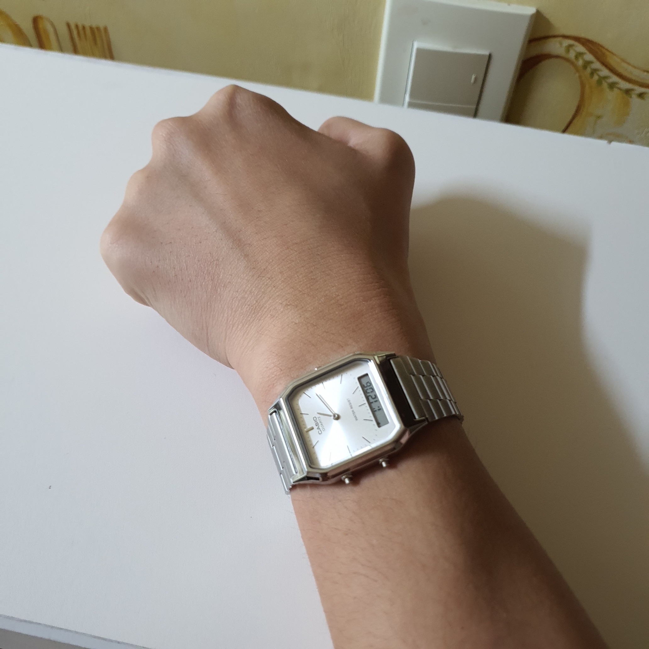 Casio AQ-230A-7AMQY 착용 스타일