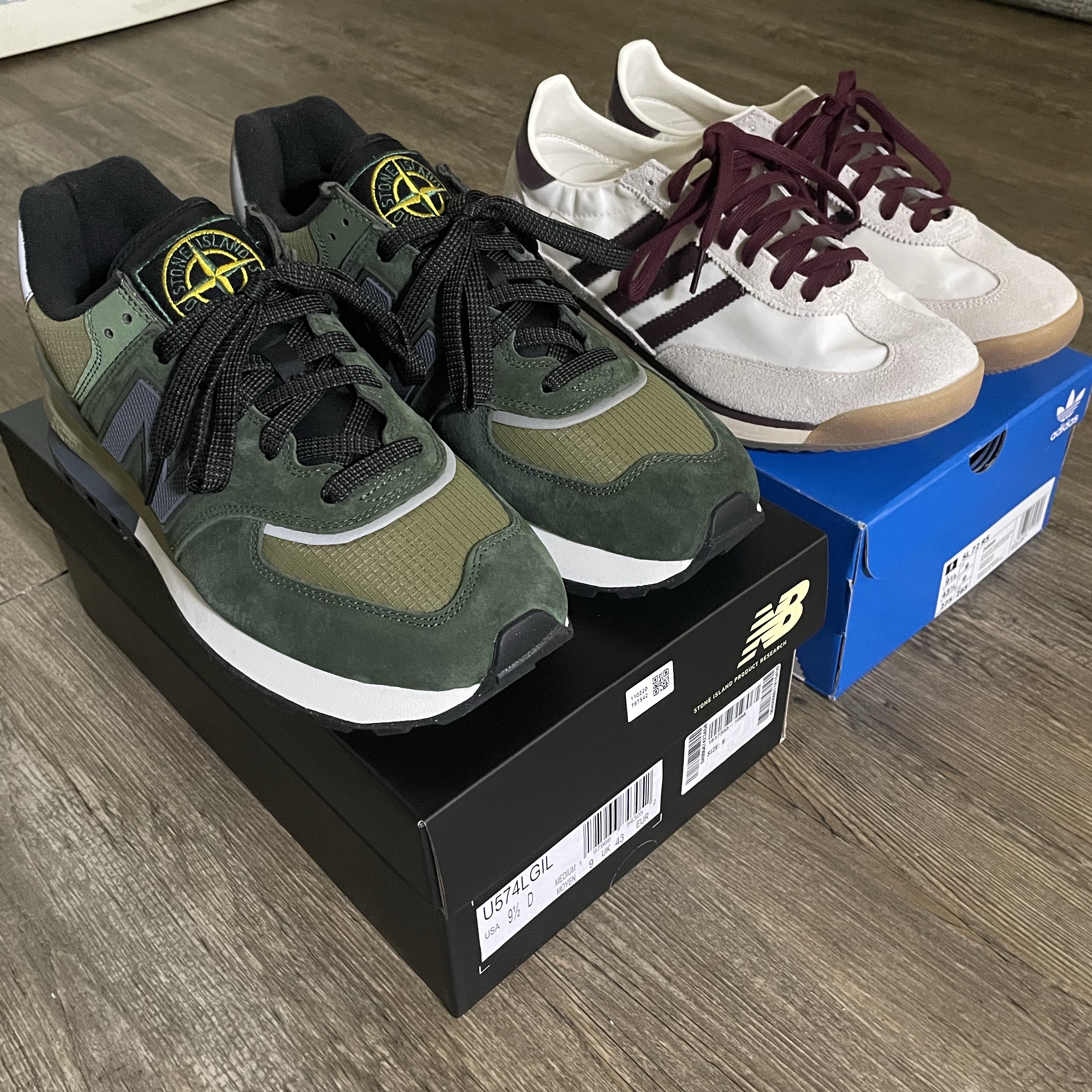 New Balance x Stone Island 574 Legacy Dark Green, Adidas SL 72 RS Cloud White Maroon 착용 스타일