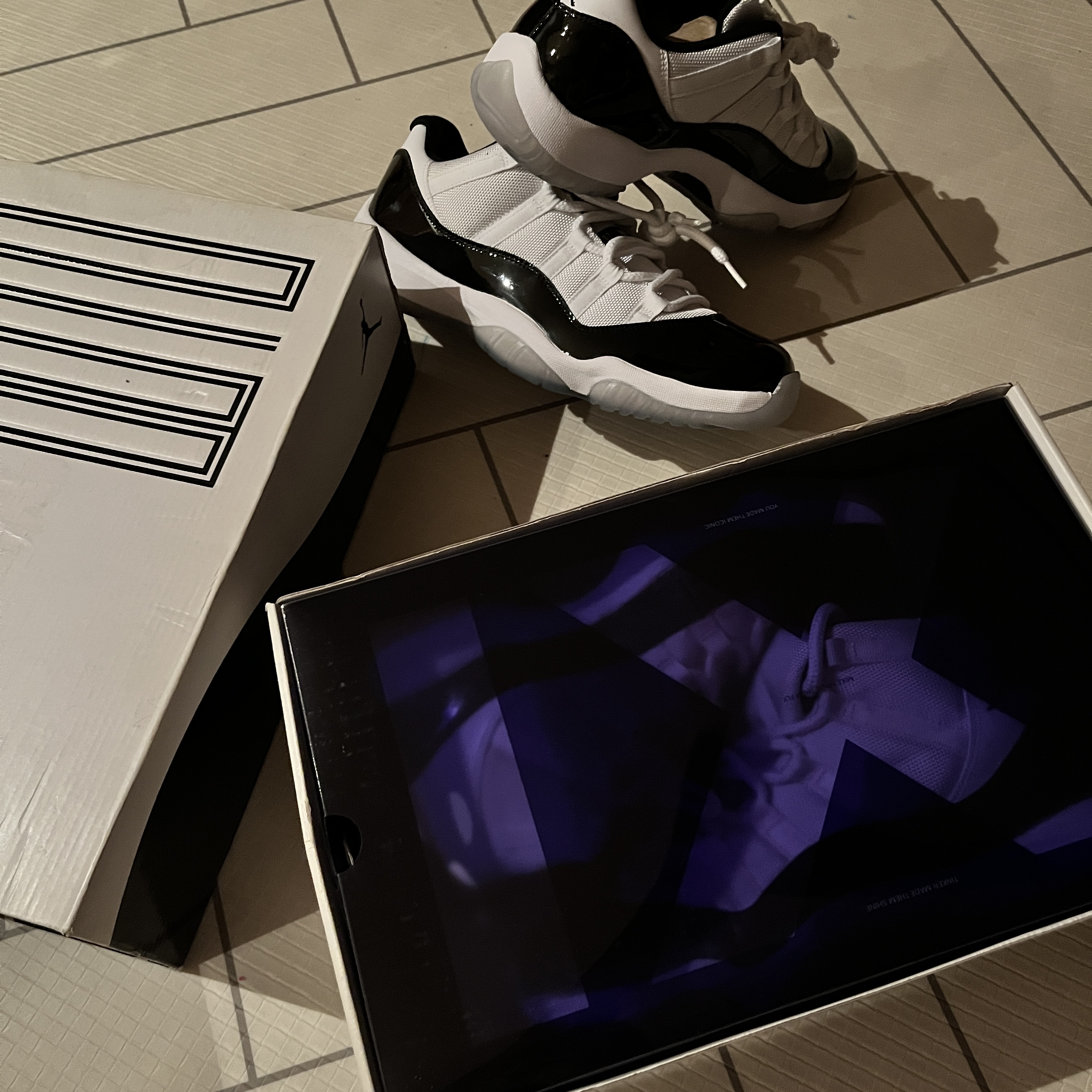 Jordan 11 Retro Concord 2011, Jordan 11 Retro Low Concord 착용 스타일 - 3