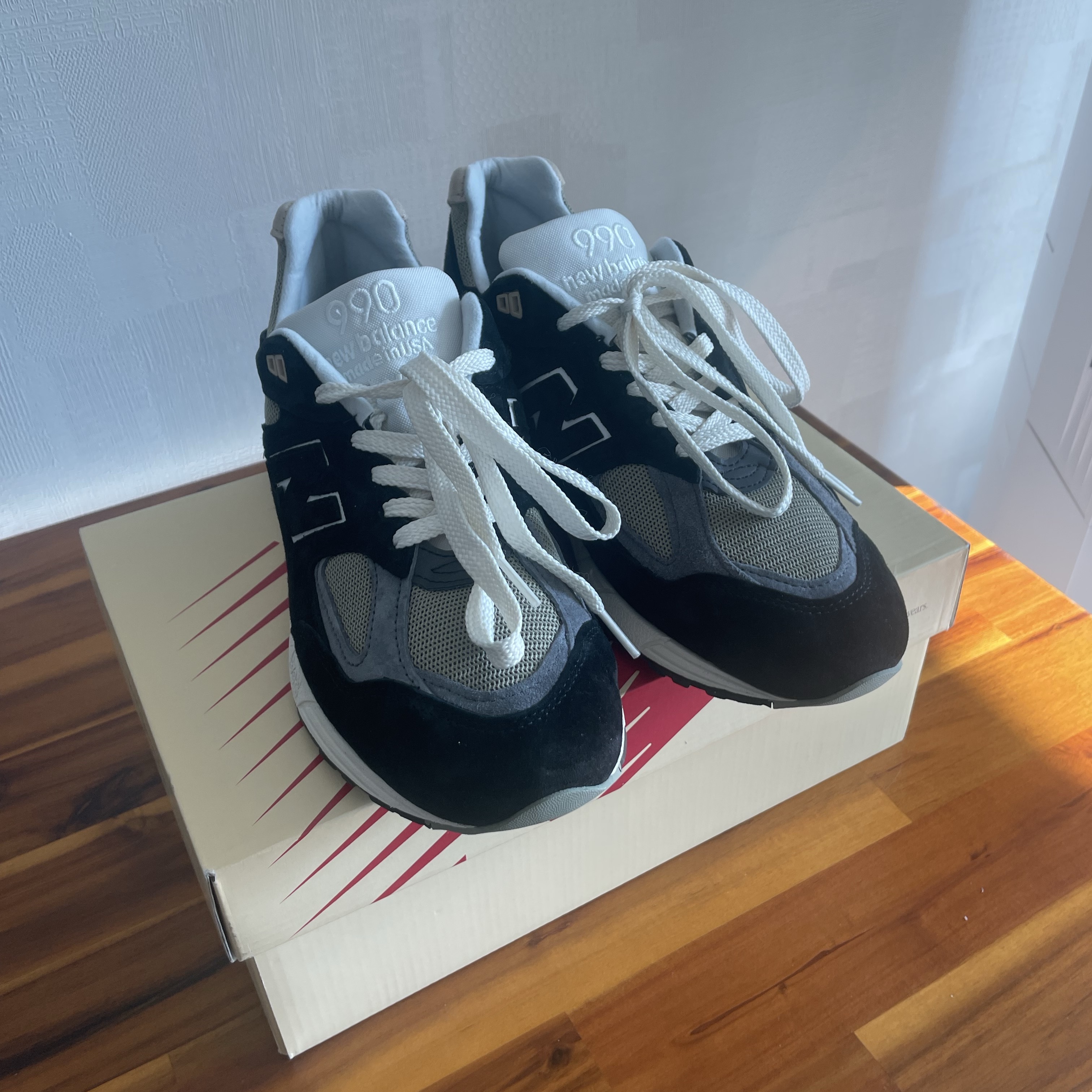 New Balance 990v2 Made in USA Black True camo, Jordan 4 Retro Fear 2024 착용 스타일 - 1