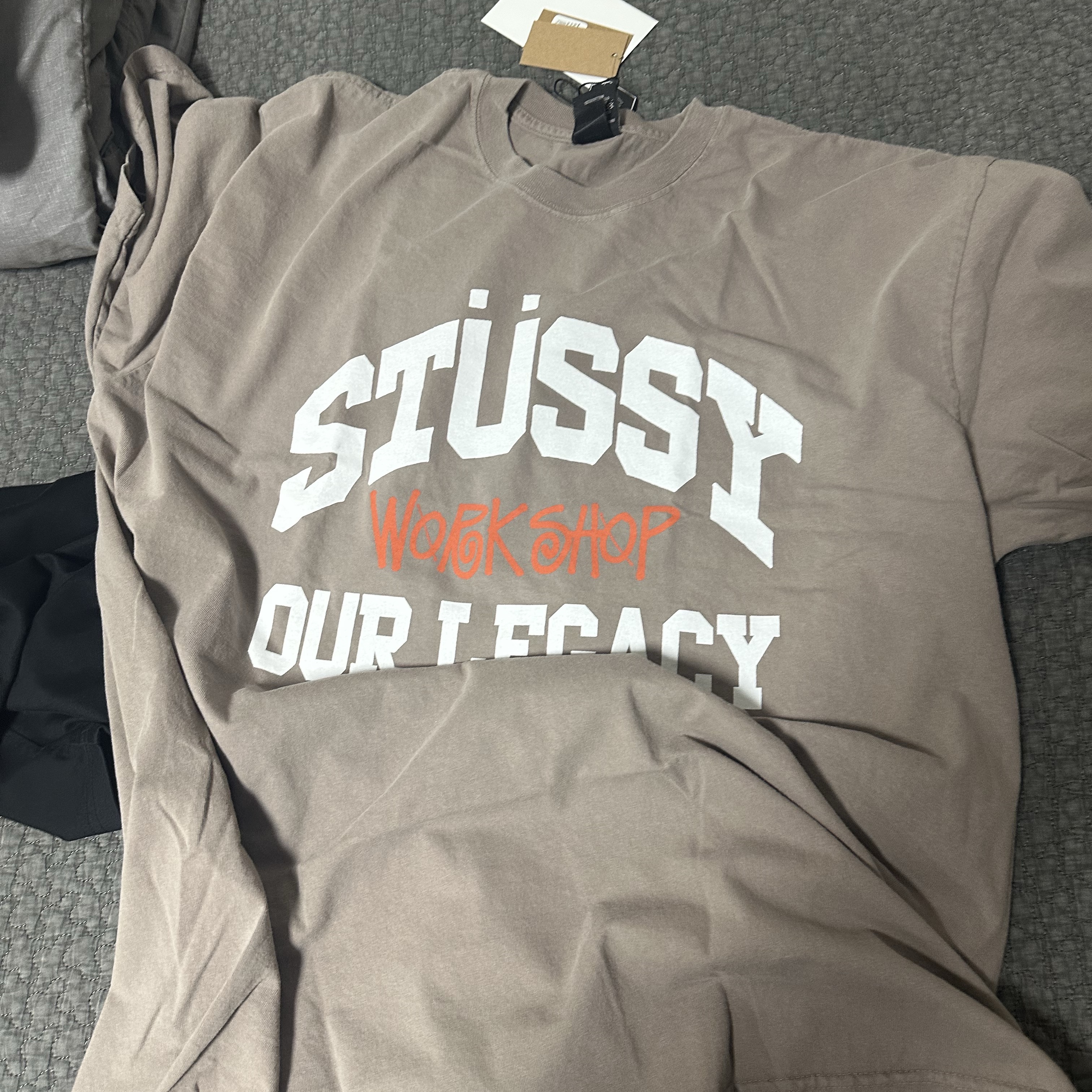Stussy x Our Legacy Work Shop Pigment Dyed Collegiate T-Shirt Taupe 착용 스타일