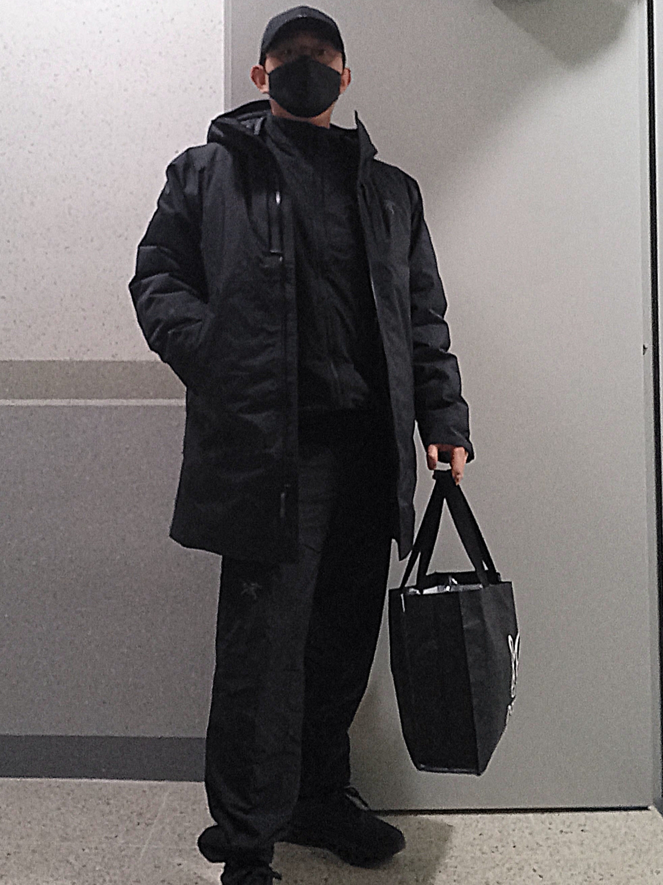 Arc'teryx Small Bird Cap Black, Arc'teryx Allium Insulated Jacket Black 착용 스타일 - 1
