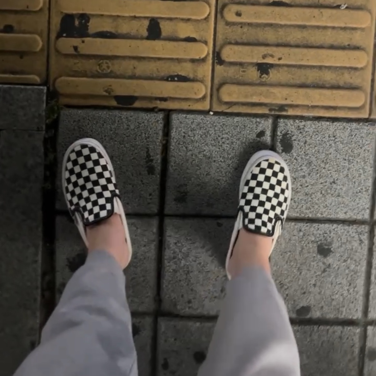 Vans Classic Slip-On Mule Checkerboard Black White 착용 스타일