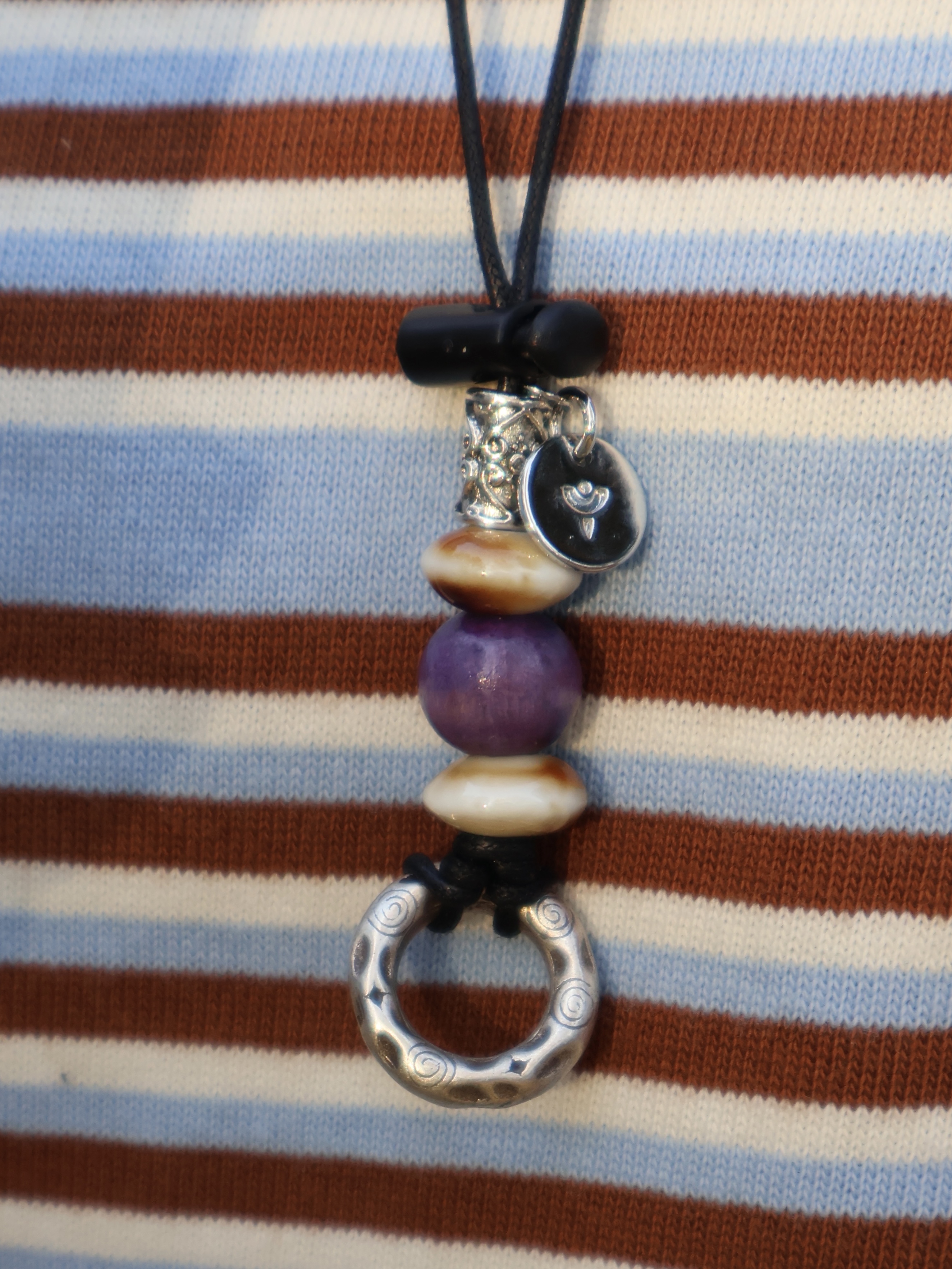 YOUCHE AR O-Ring Necklace 001 Purple, Adidas Superstar Chalky Brown 착용 스타일 - 4