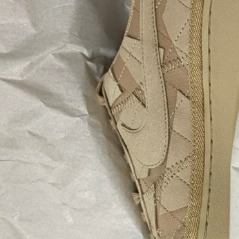 Nike x Billie Eilish Air Force 1 Low '07 SP Mushroom 착용 스타일