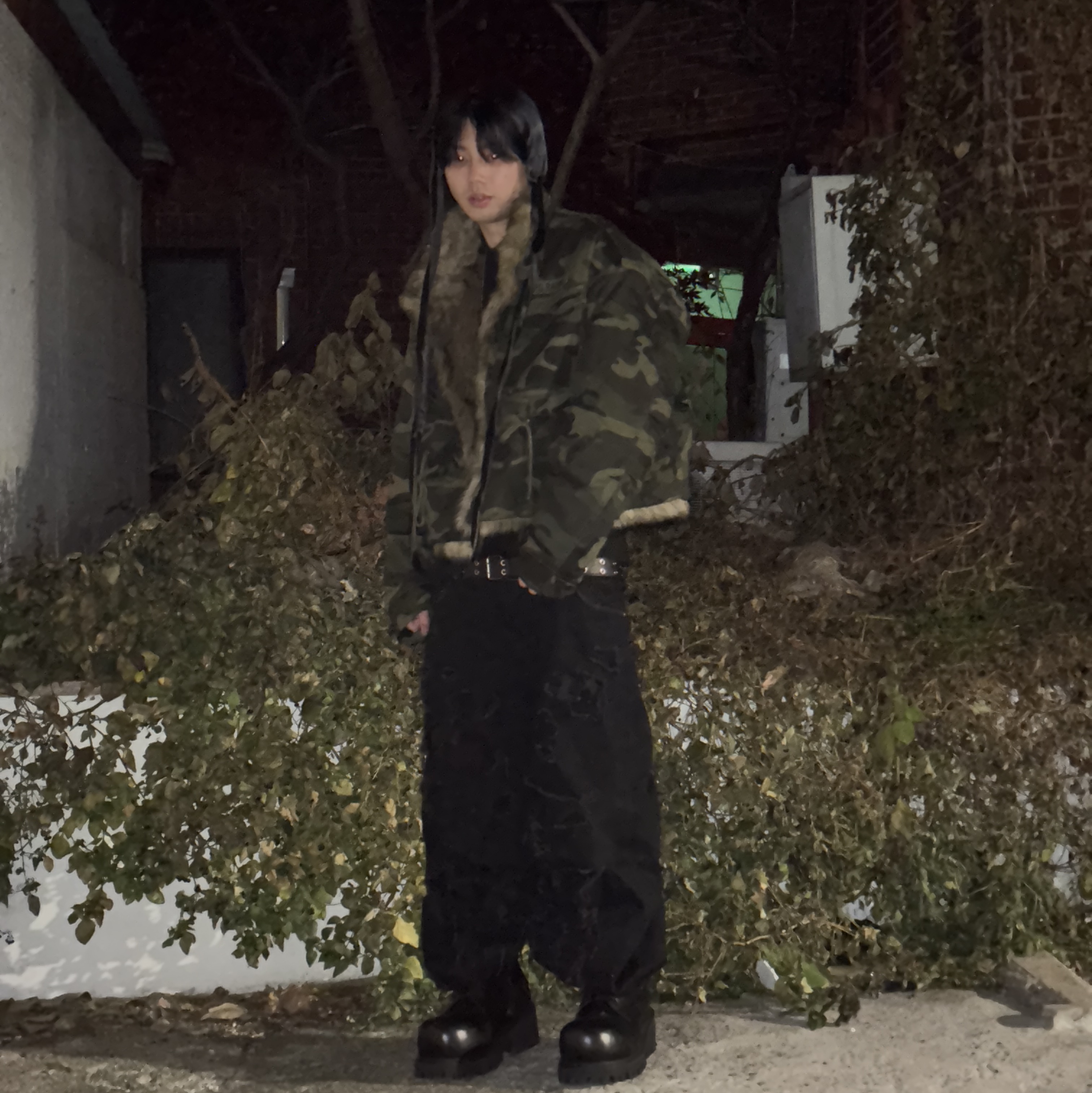 Balenciaga Stomper Bootie Black, Project G/R Fur Military Field Jacket Camo 착용 스타일 - 5