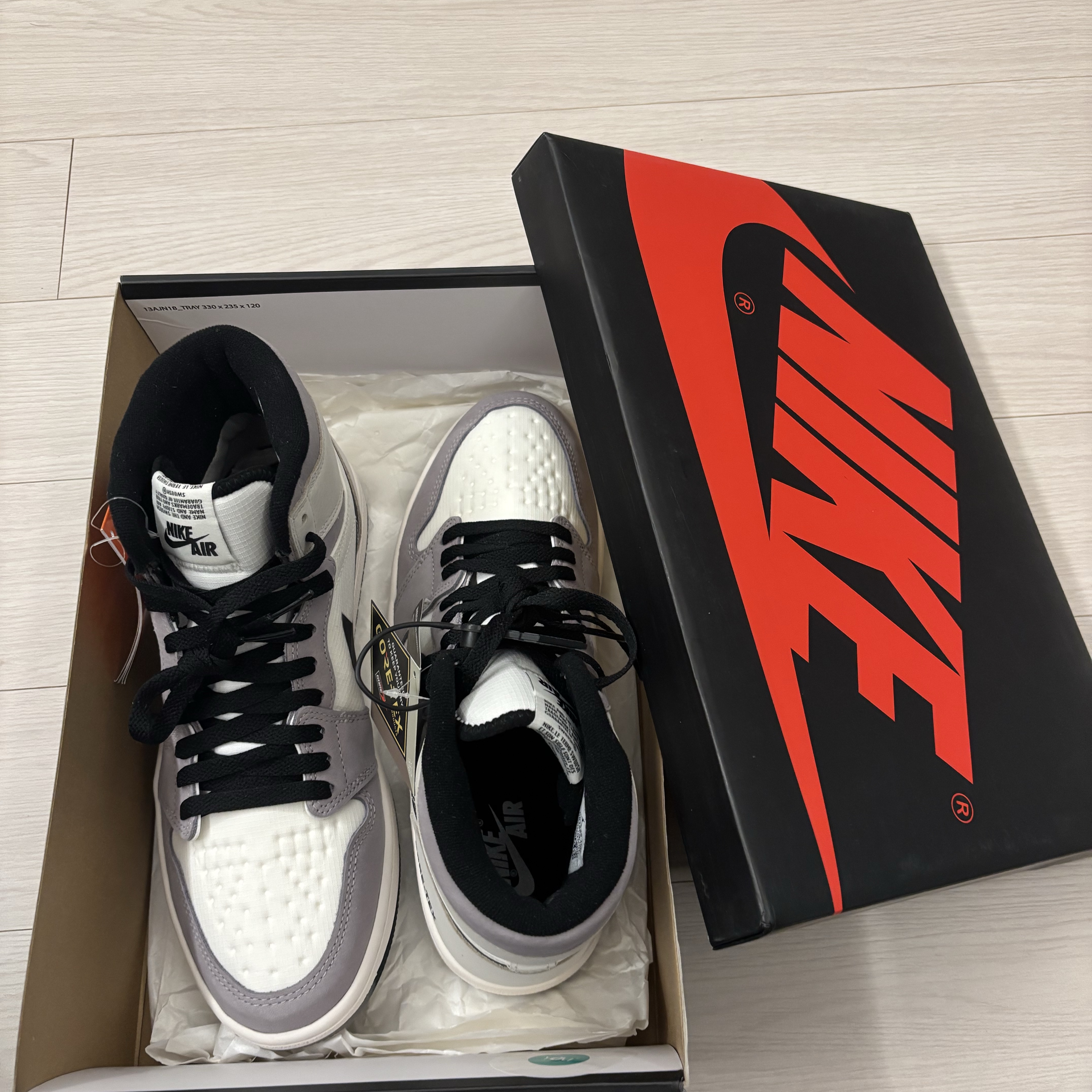 Jordan 1 Element Gore-Tex Sail 착용 스타일