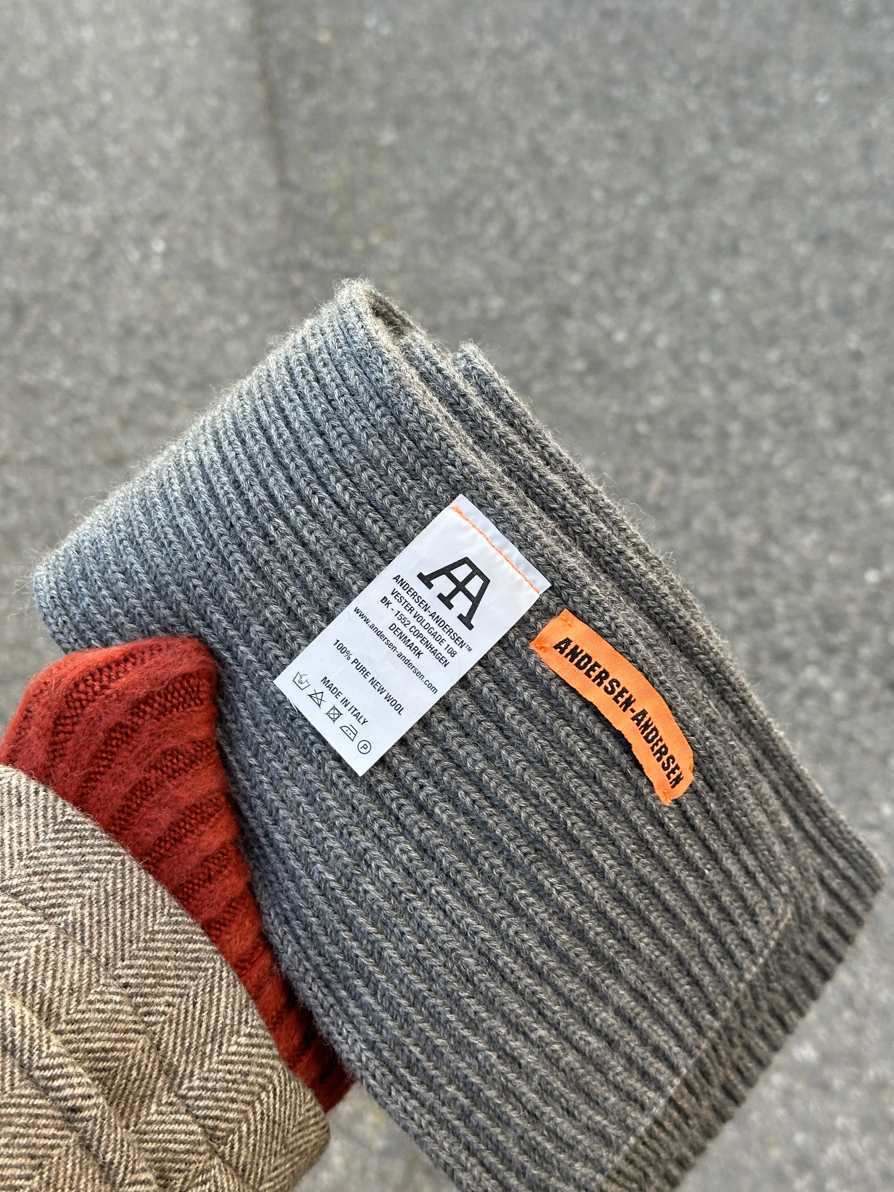Andersen Andersen Scarf Grey 착용 스타일 - 6
