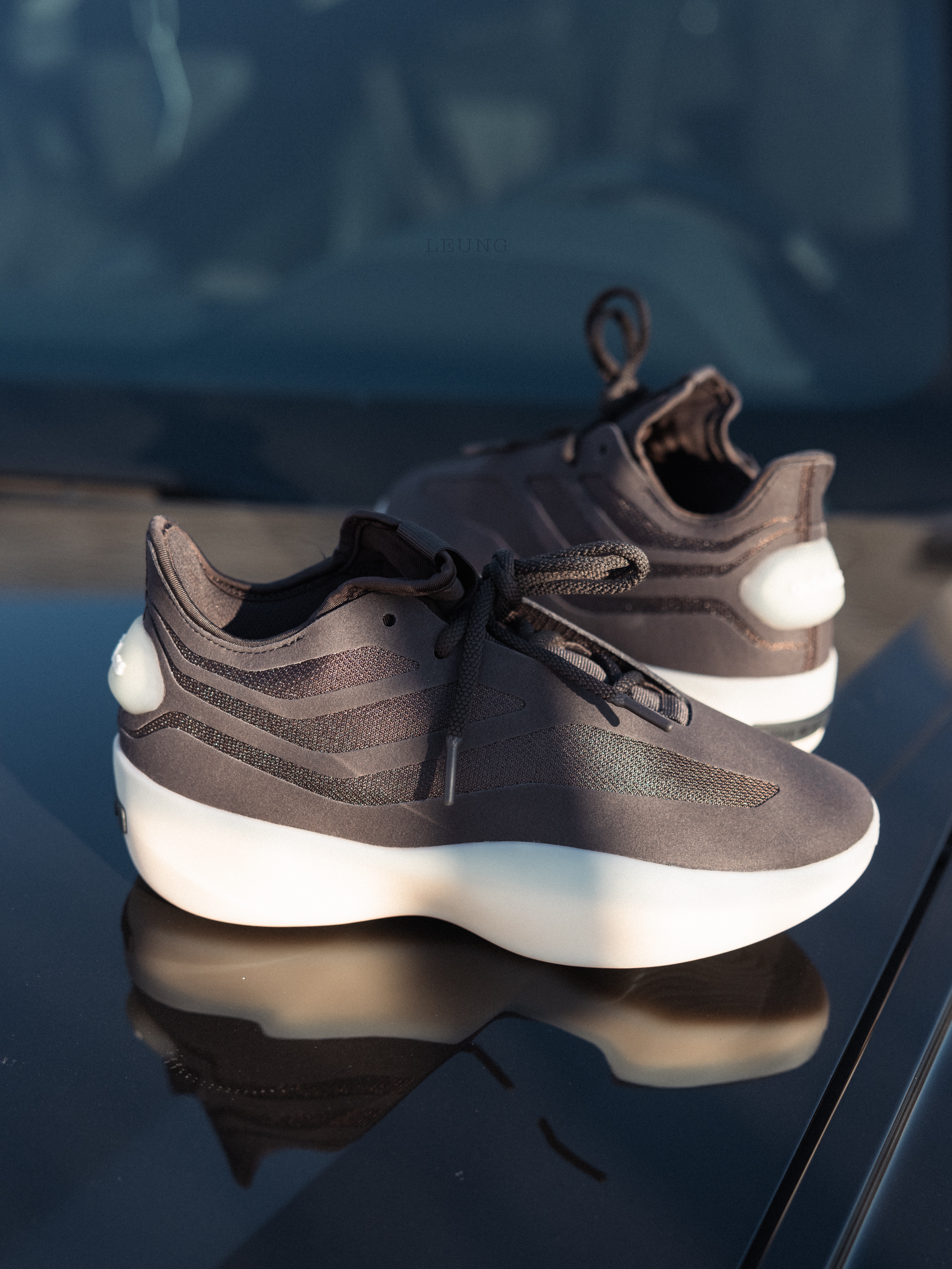 Adidas x Fear of God Athletics II Basketball Night Brown 착용 스타일 - 3
