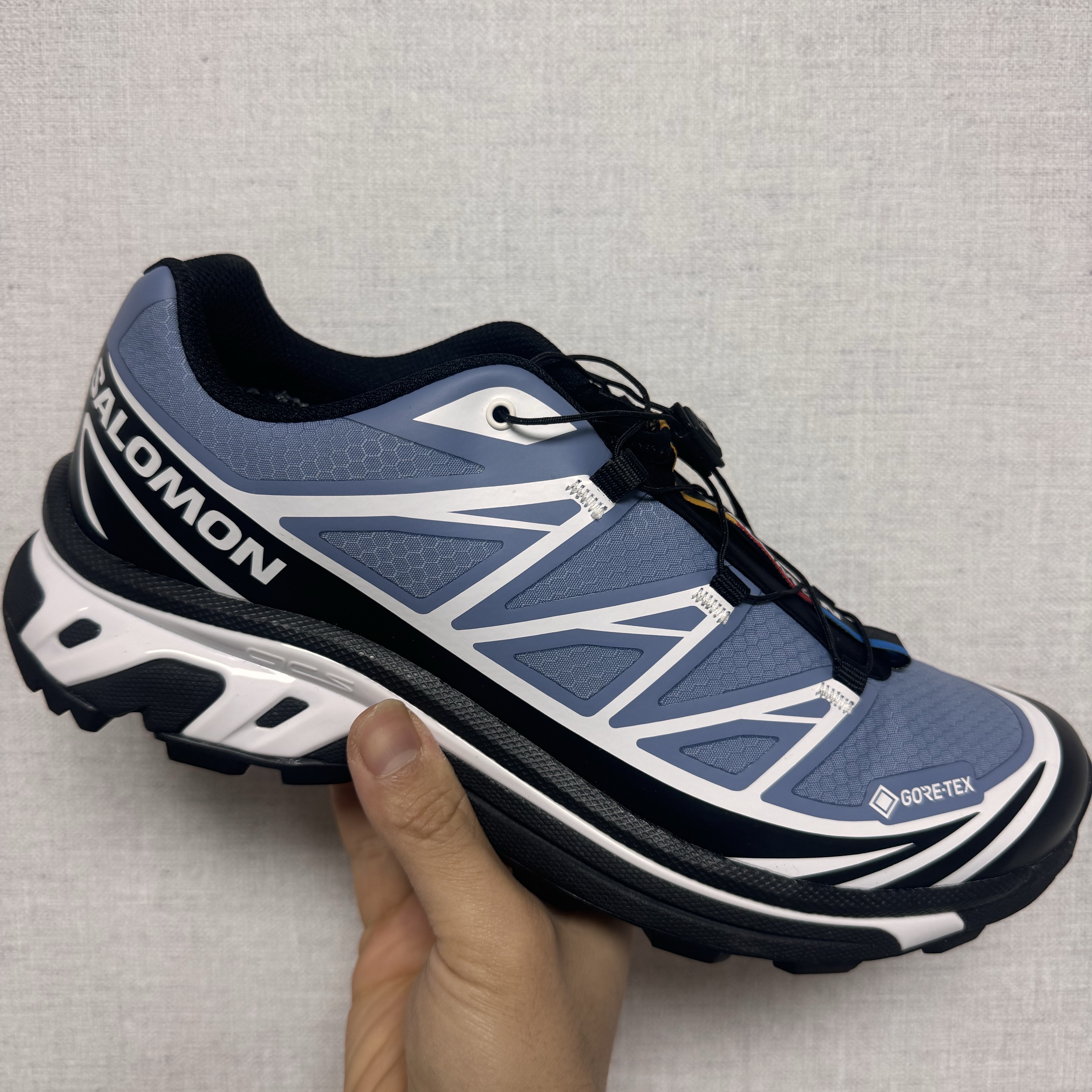 Salomon XT-6 GTX Black Infinity 착용 스타일 - 2