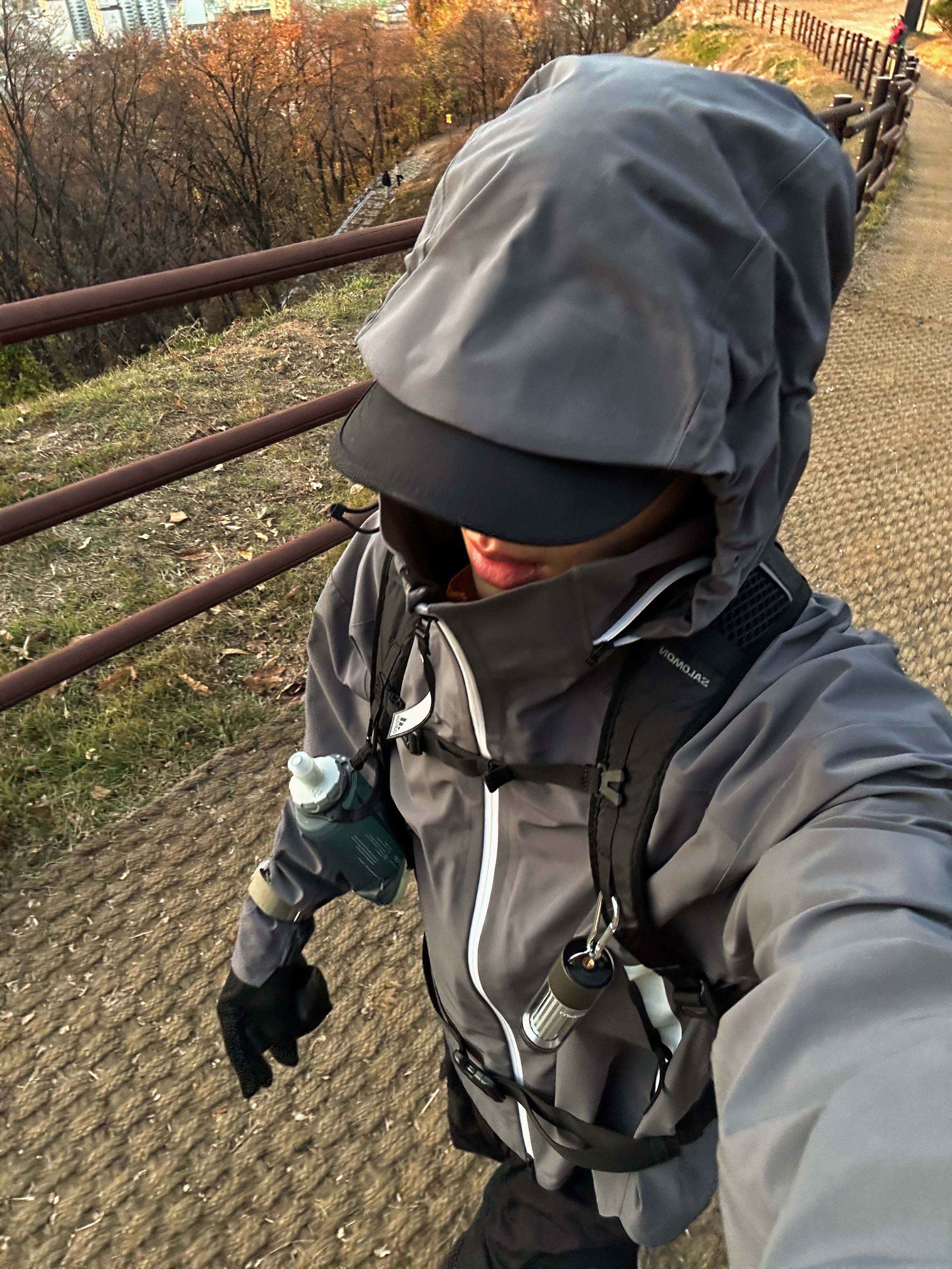 Adidas Myshelte Rain.RDY Jacket Active Gold - KR Sizing 착용 스타일 - 1