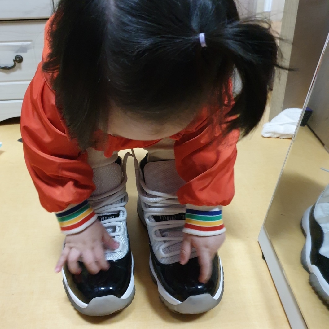 Jordan 11 Retro Concord 2011 착용 스타일 - 4